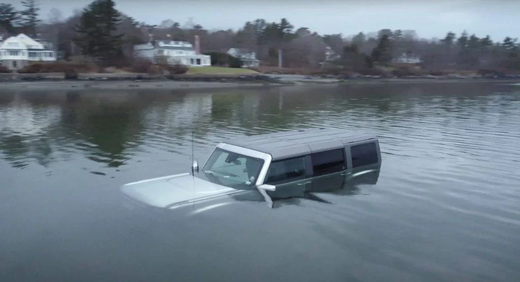 Jeep Wrangler JL So Broncos aren't amphibious... Ford-Bronco-submerged-1024x555