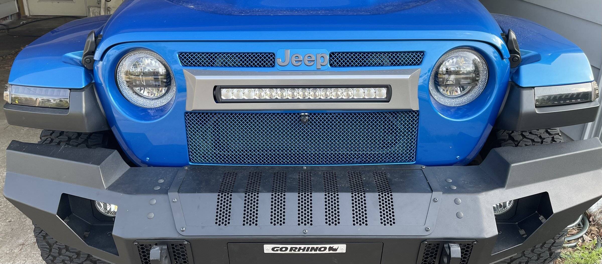 Jeep Wrangler JL Stylish grills that aren't ANGRY. Do they exist? IMG_0637