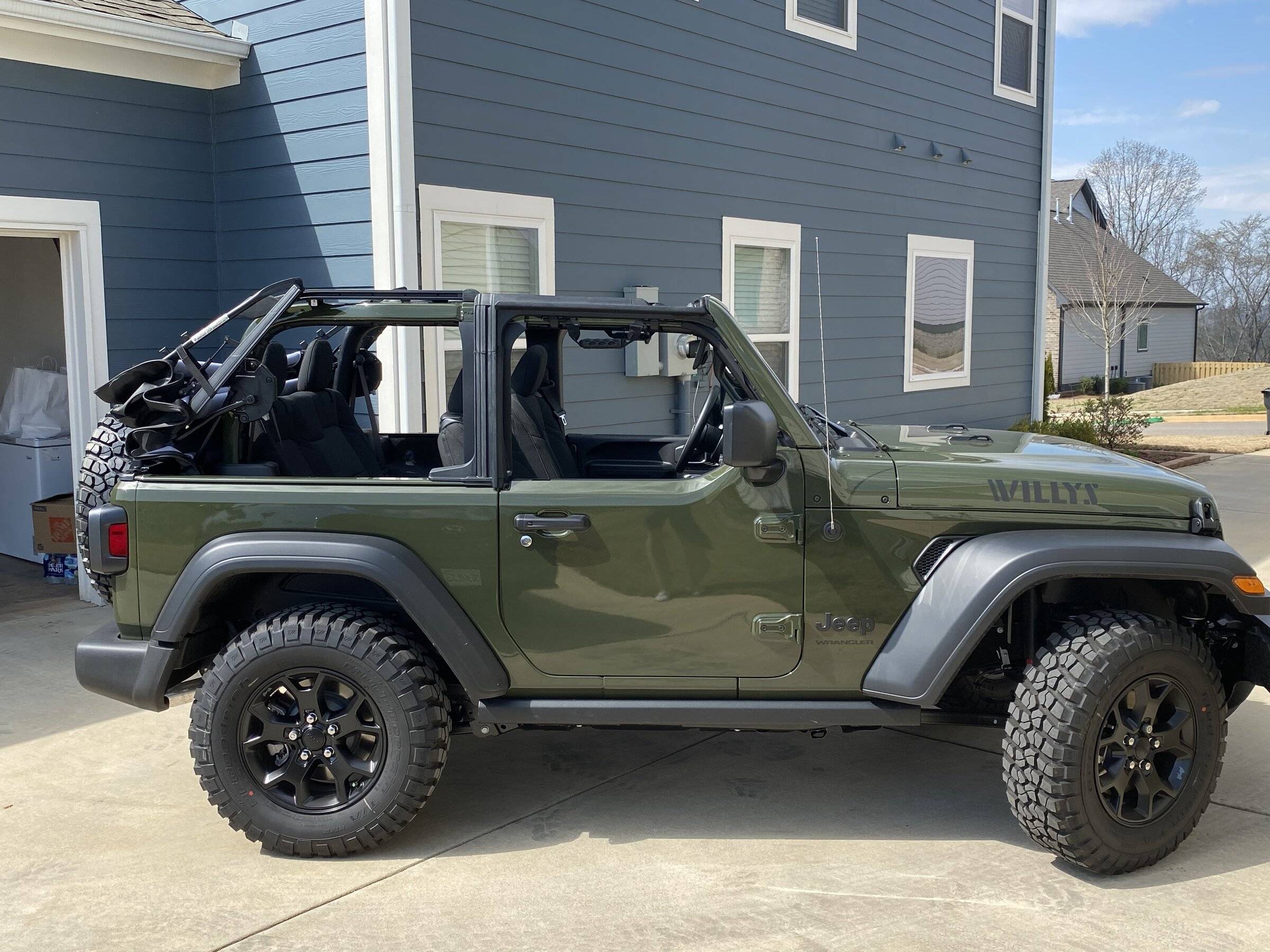 Jeep Wrangler JL Pictures from the day I became a Jeeper. Post Yours. A024BBBA-249D-4D0F-A7BA-778831F63EC3