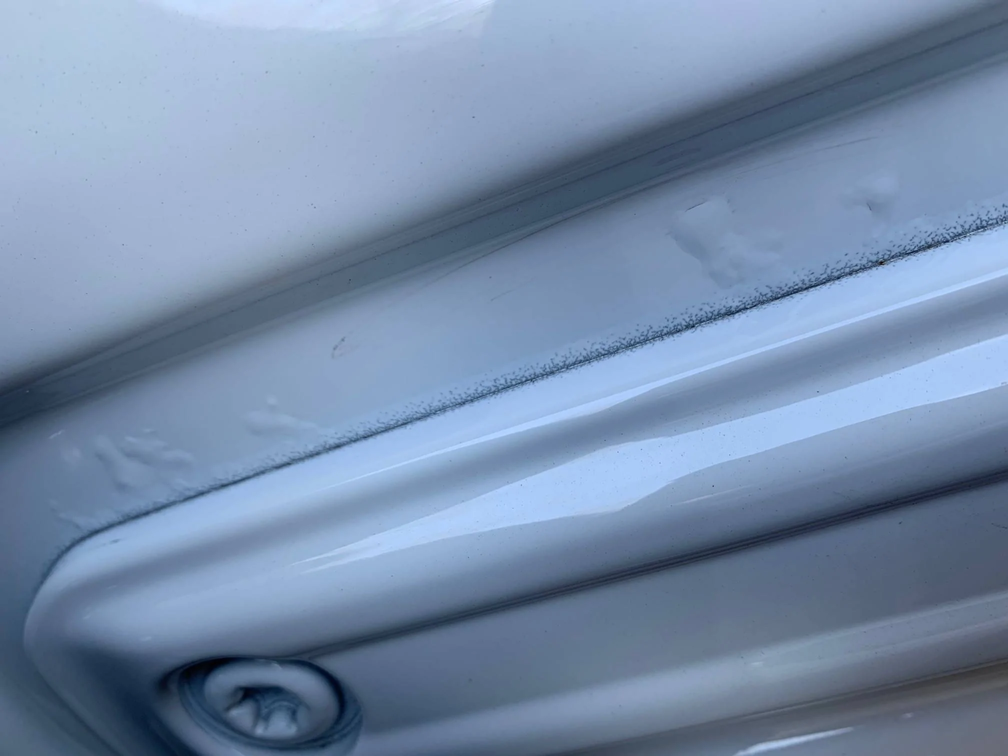 Jeep Wrangler JL Bubbles in Paint at Door Hinges Jeep-1