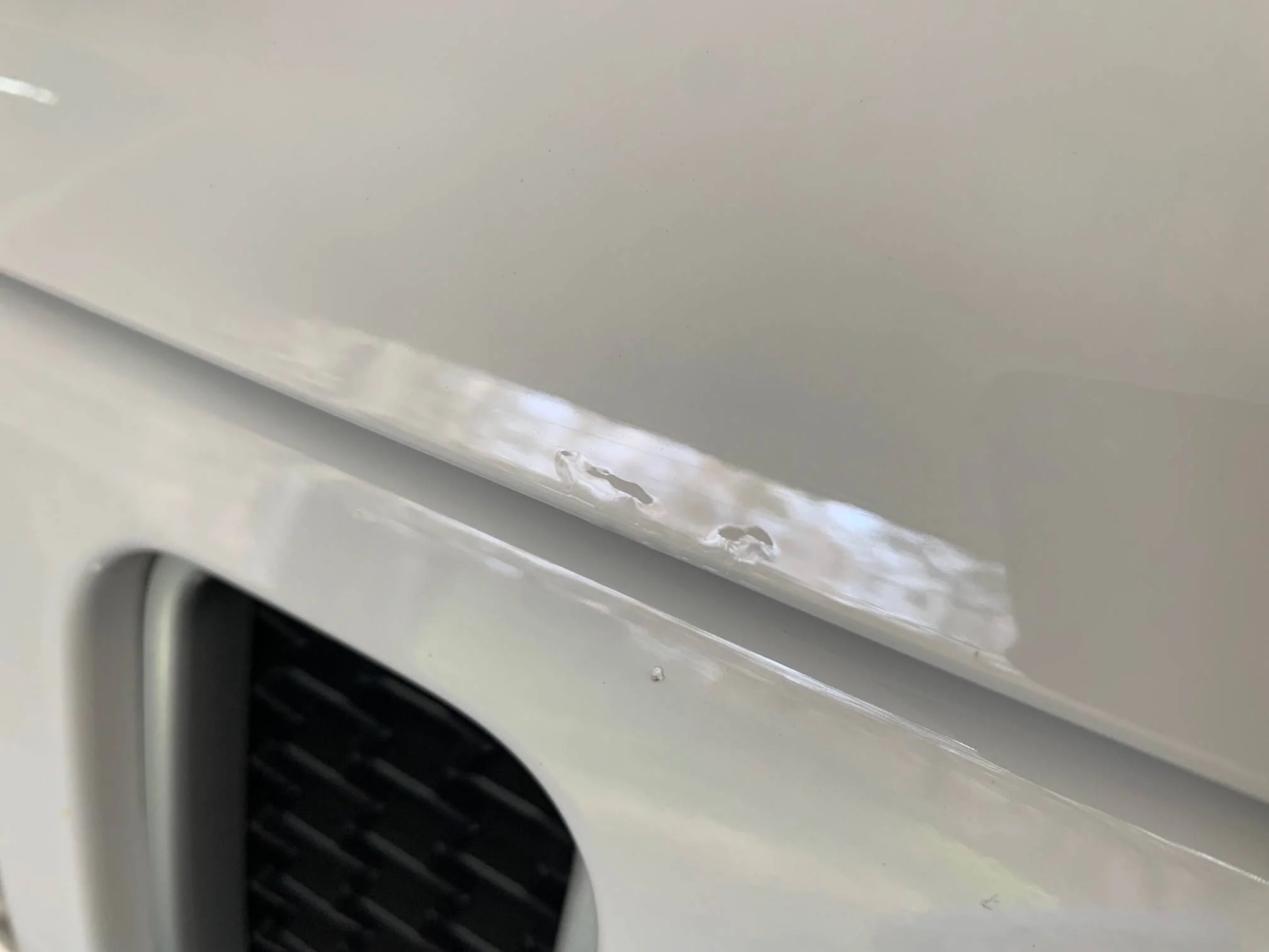 Jeep Wrangler JL Bubbles in Paint at Door Hinges Jeep-4