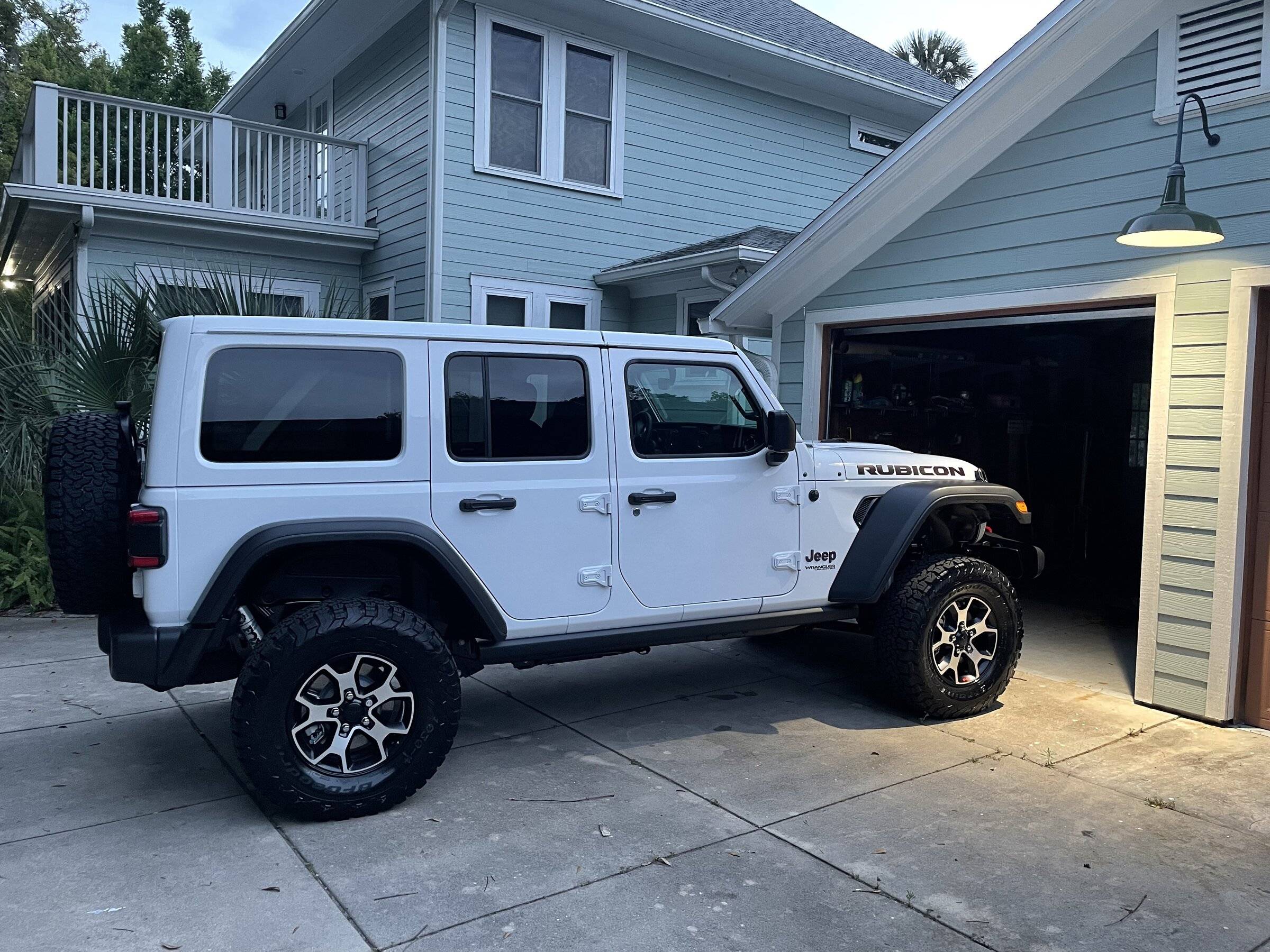Jeep Wrangler JL Looking for the perfect lift/tire combo! 502F81D8-B7CB-40A4-BA03-0A61F4BEF2CA