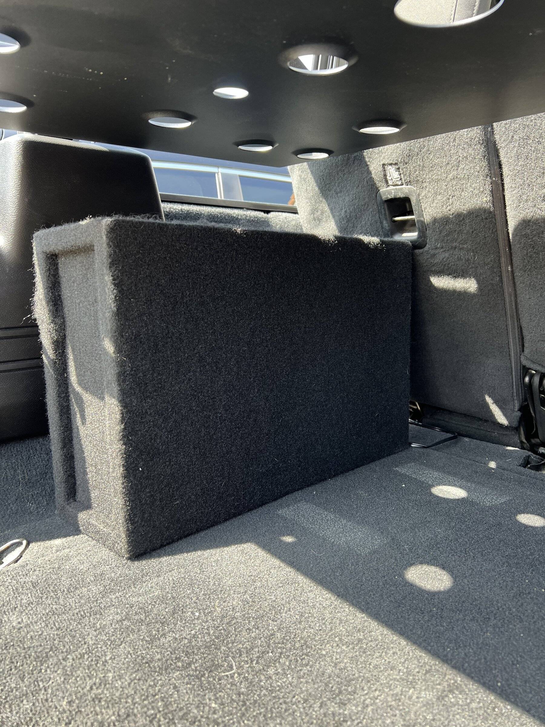 Jeep Wrangler JL Subwoofer hardmount ideas 3FDC5517-7C8F-4B8F-B830-E6A73D07DFE2