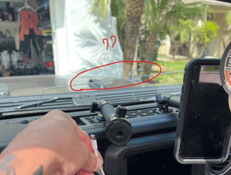 Jeep Wrangler JL Hiding wires 1651266177348