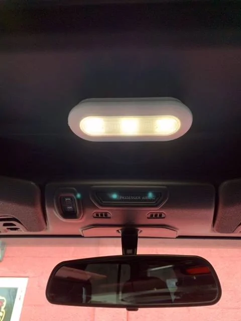 Jeep Wrangler JL Cheap Solution to Crappy Dome Light - One Touch Top E730E03F-DE5E-4784-A07C-34A33C03FD01