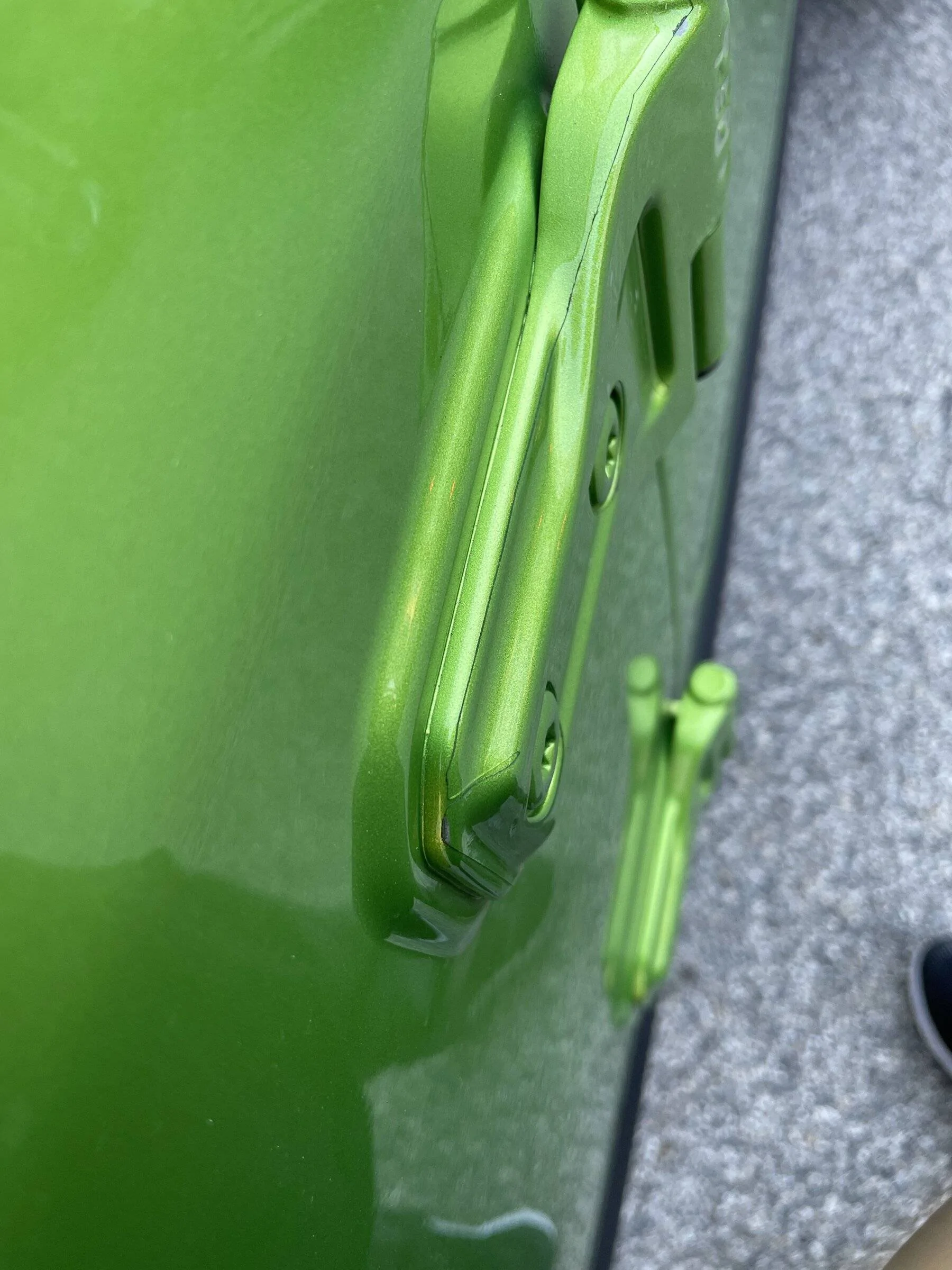 Jeep Wrangler JL Bubbles in Paint at Door Hinges 7A1ADEBD-0F82-494A-929D-638CD003561B