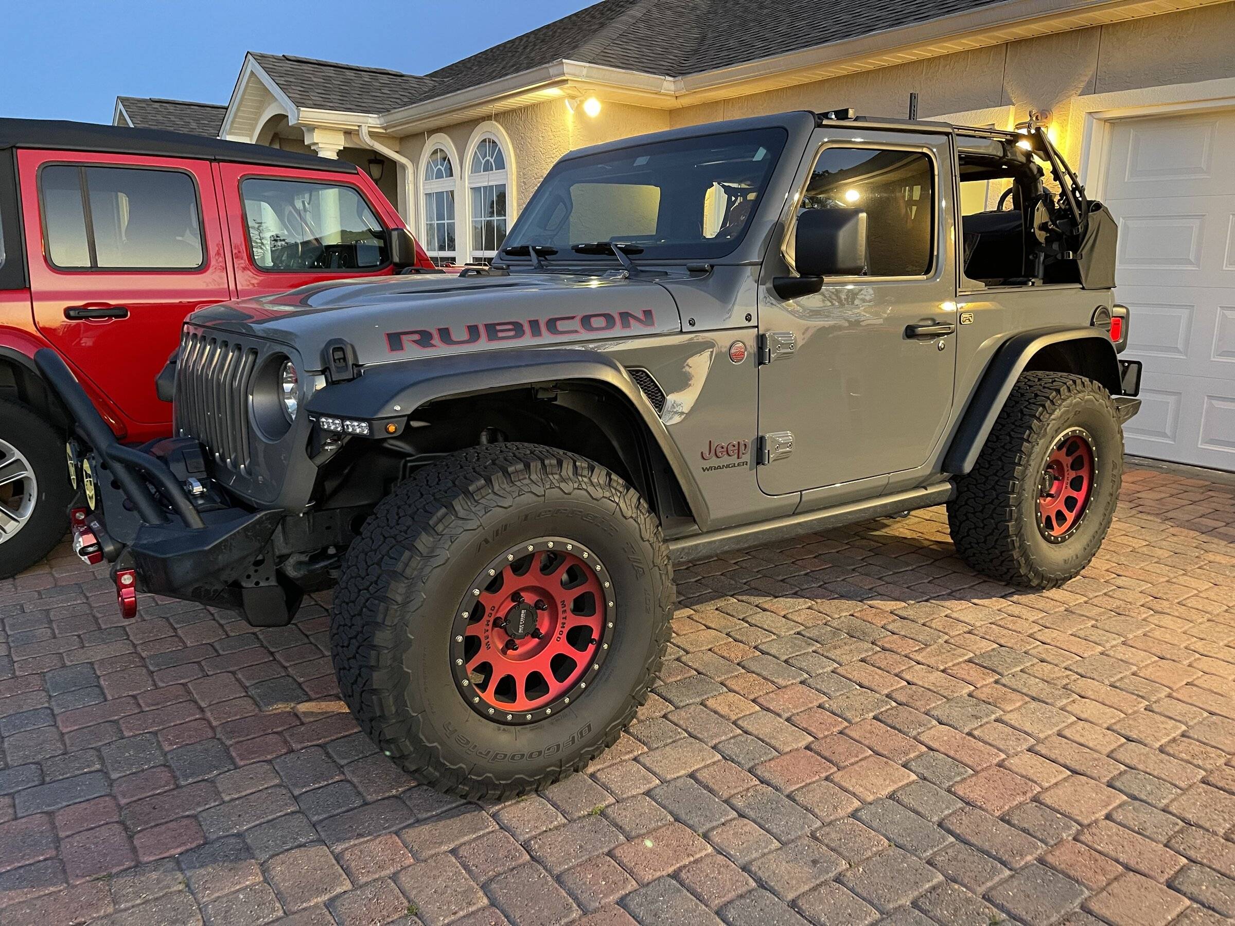 Jeep Wrangler JL Leaving soft top down in the garage 160FD55C-EDD9-4A69-AF8B-5BB5E3E90AB7