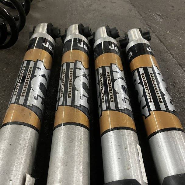 Jeep Wrangler JL Rubicon 392 shocks 392_suspension_2__81111.1642116583