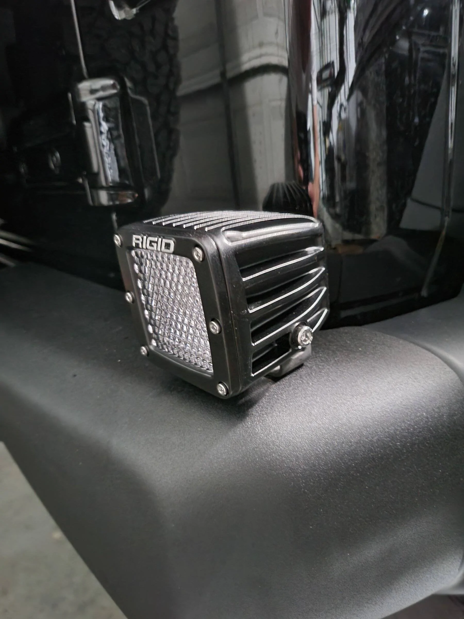 Jeep Wrangler JL Auxiliary reverse light 20220503_211721