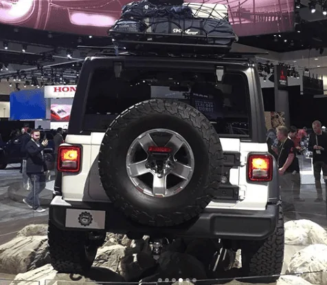Jeep Wrangler JL JL picture thread Screen Shot 2017-11-29 at 10.01.01 PM