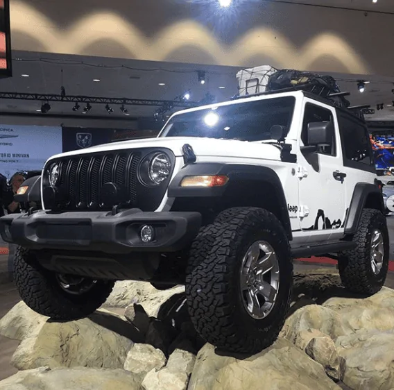 Jeep Wrangler JL JL picture thread Screen Shot 2017-11-29 at 10.00.24 PM