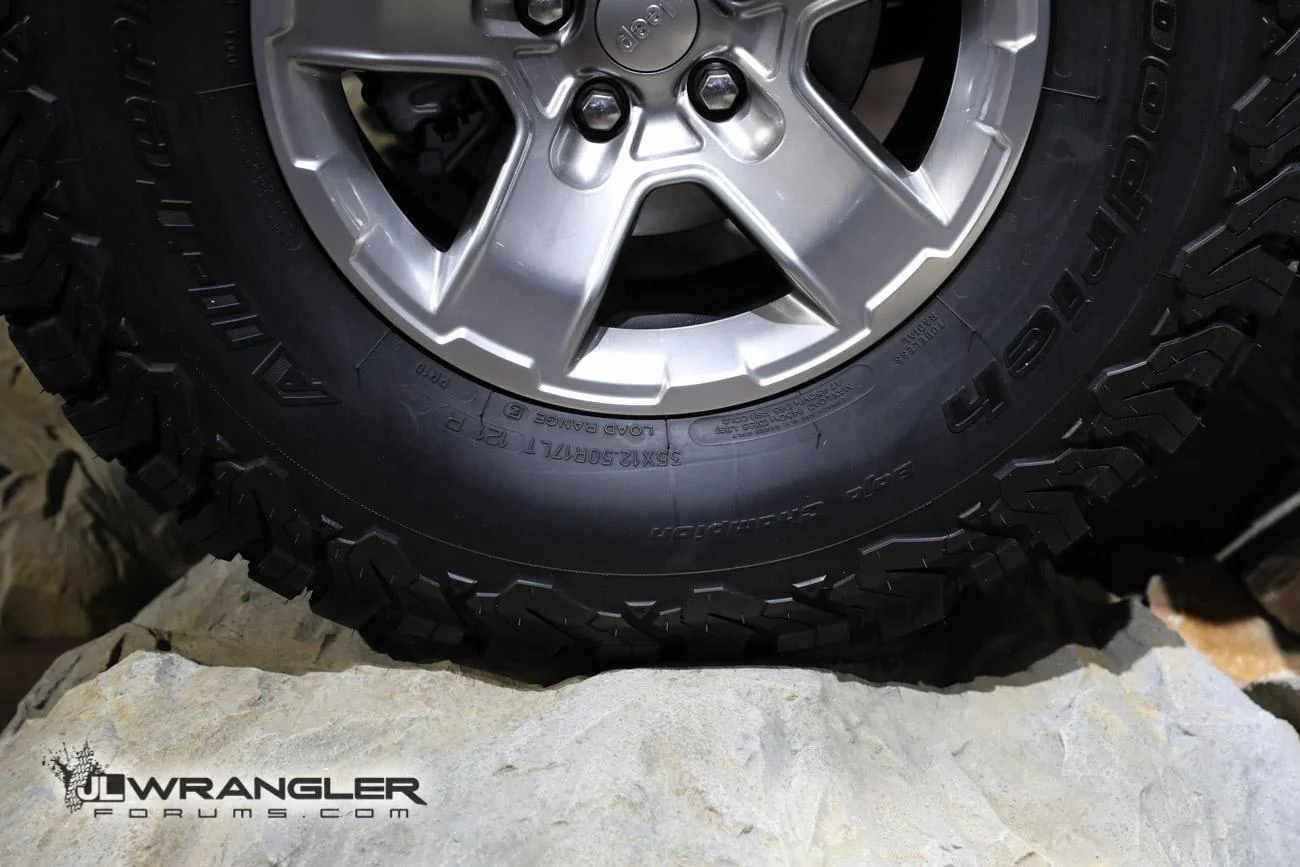 Jeep Wrangler JL Legends are forever Facebook video a33a8269-jpg