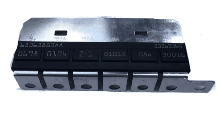 Jeep Wrangler JL Fuse Block Terminal Connections fuse array pic