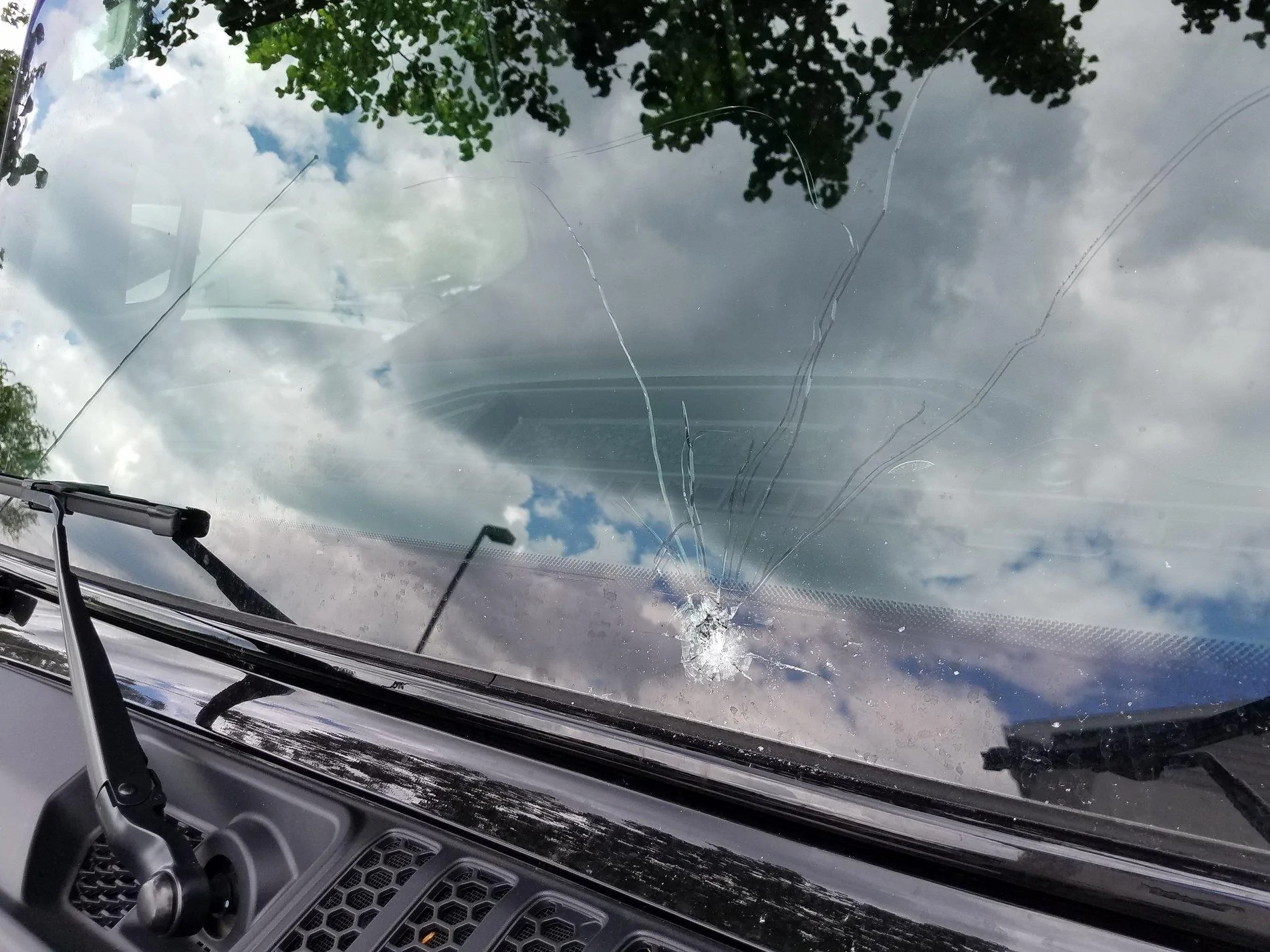 Jeep Wrangler JL Cracked Windshield Club 20180628_151108