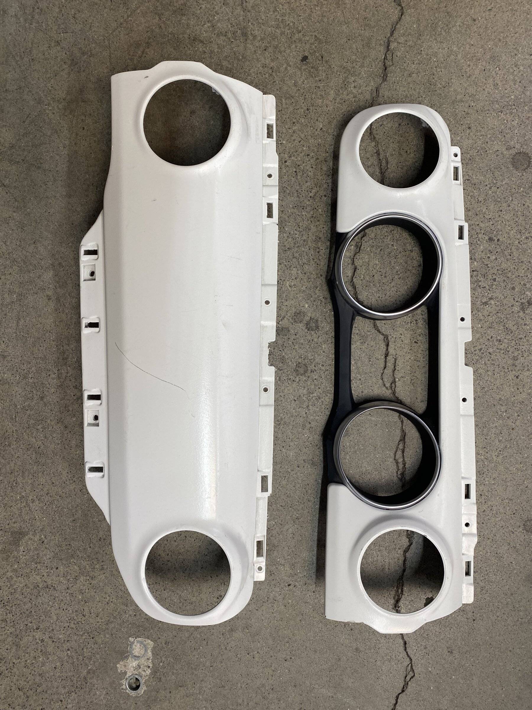 Jeep Wrangler JL JLU Dash - Driver/ Passenger D6781A3B-B348-4B6C-BCEC-E3E60CB32854
