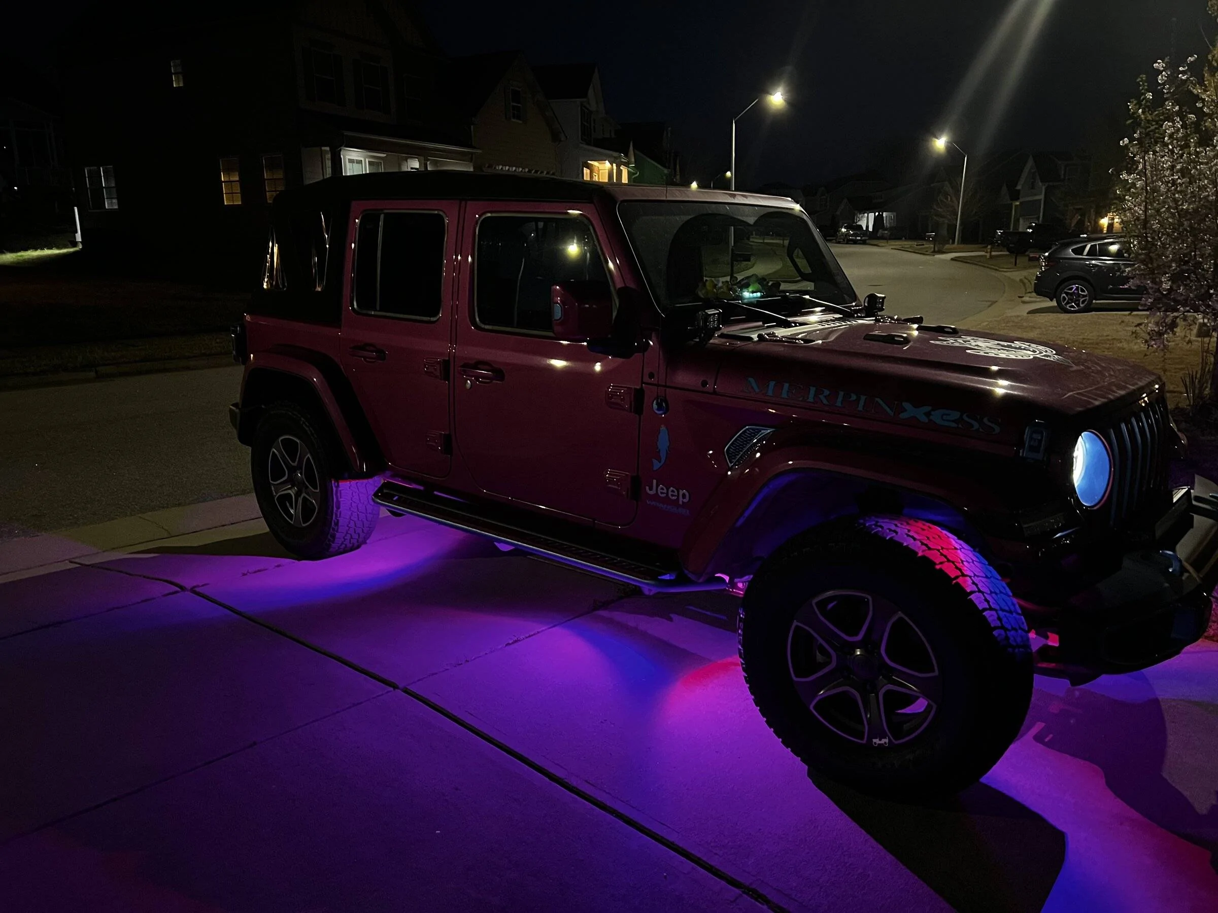 Jeep Wrangler JL Interior lighting compatible with softtop BBCCB89C-ED18-494F-8E91-7D8A9B280C6B