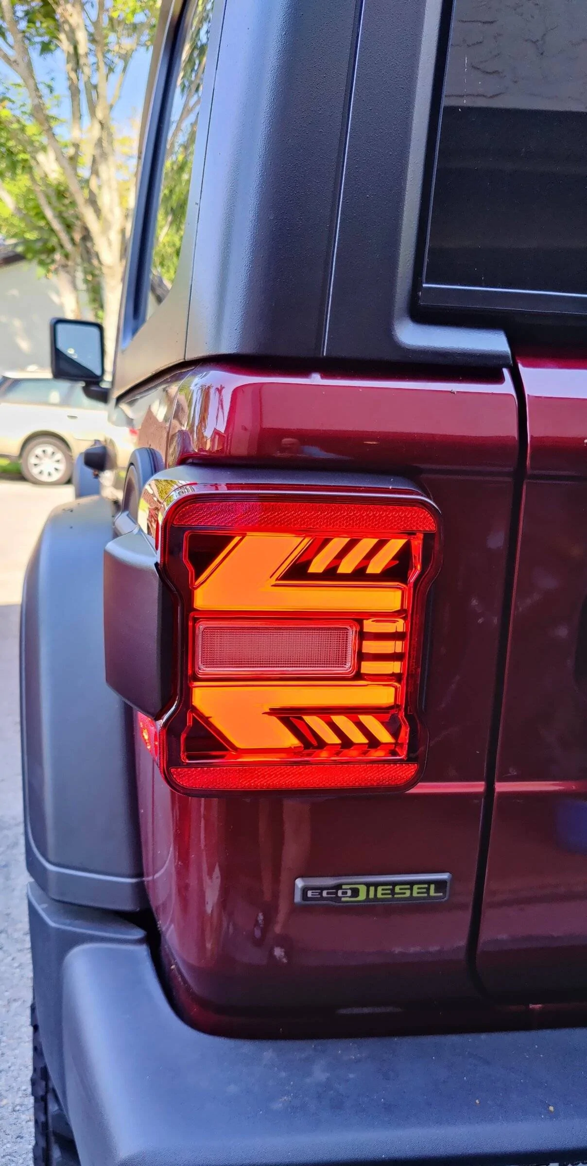 Jeep Wrangler JL Aftermarket LED tail lights problem (Sealight) tail light