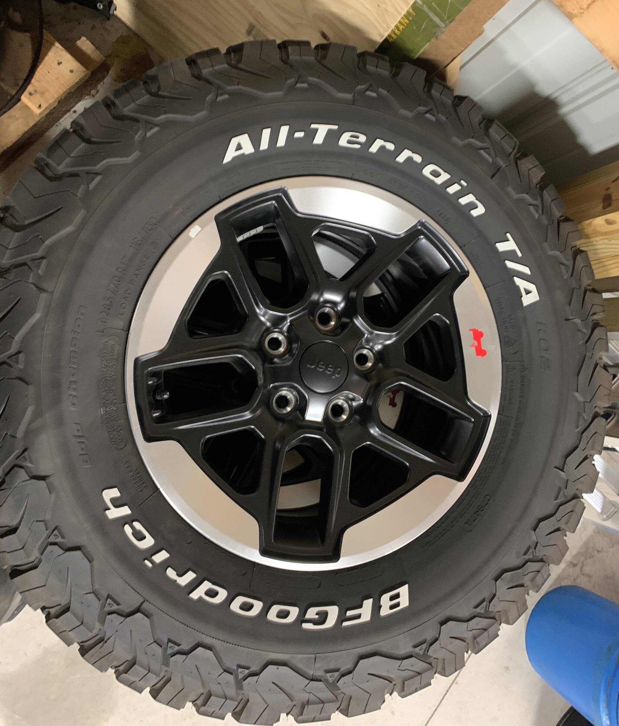 Jeep Wrangler JL Rubicon takeoffs 285/70/17 BBBF4D74-F7ED-4CAD-AF86-33822C34A373