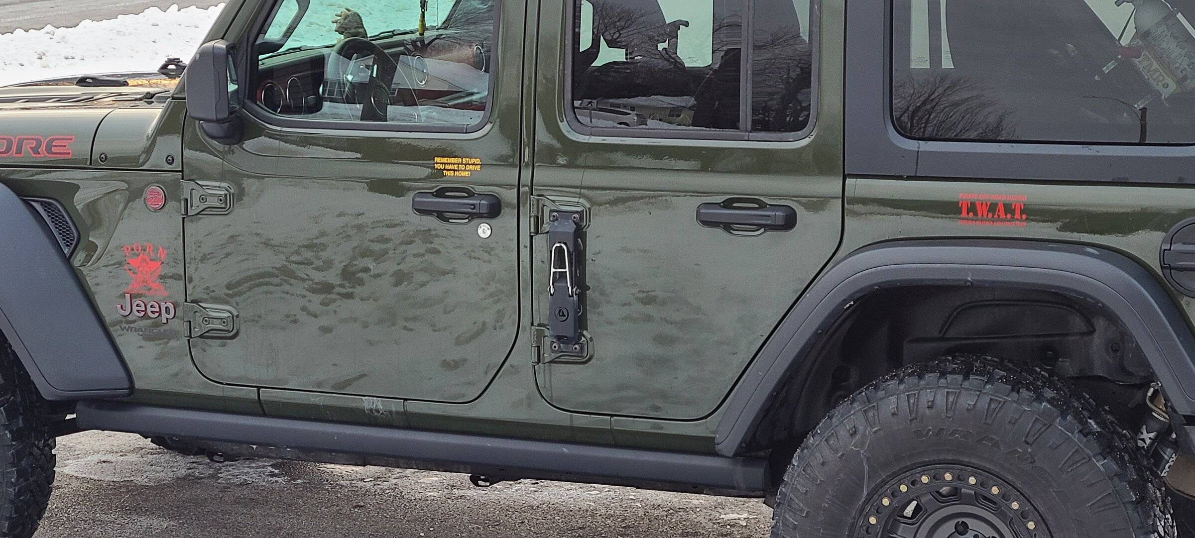 Jeep Wrangler JL KMC KM236 Tank Beadlocks 20220123_164605
