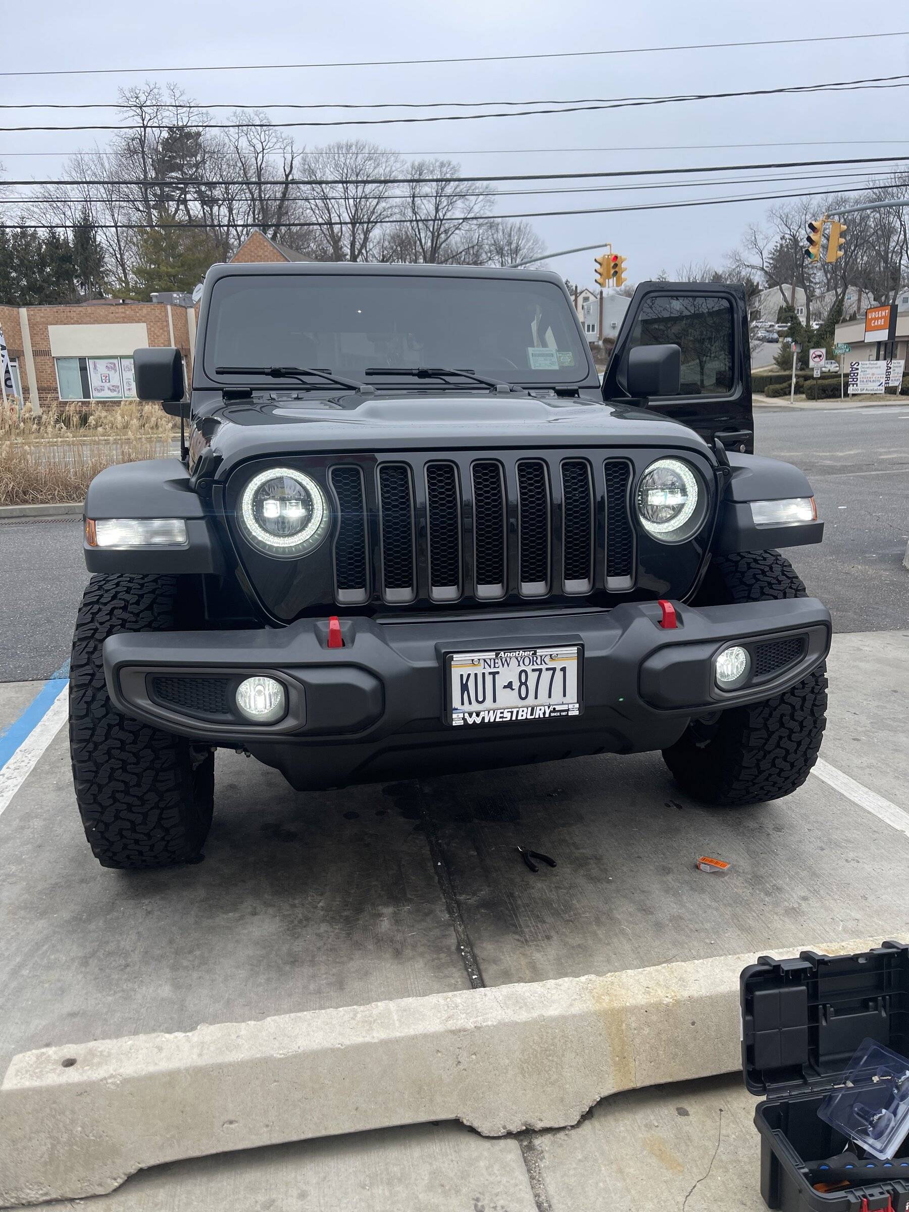 Jeep Wrangler JL Looking for suggestions on replacement headlights with halos B9CDE151-C0C6-4D13-A640-C6A363E21DA2