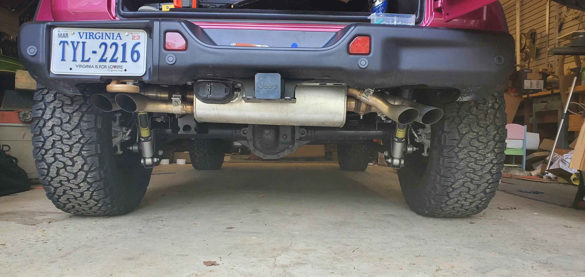 Jeep Wrangler JL 392 Exhaust pipe alignment 20220430_122200