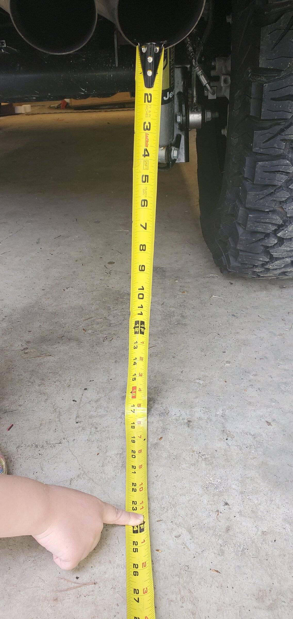 Jeep Wrangler JL 392 Exhaust pipe alignment 20220430_122132