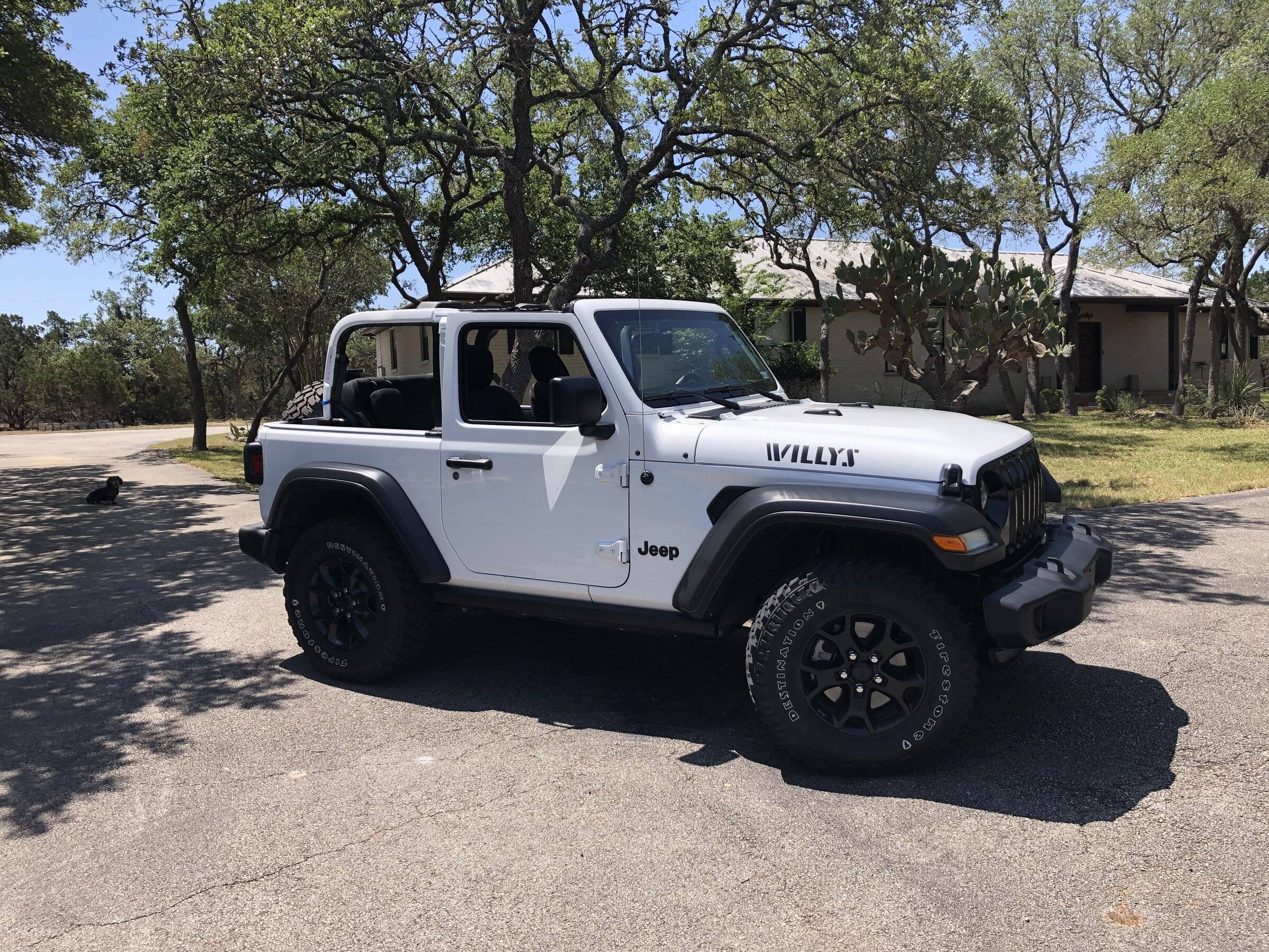 Jeep Wrangler JL Tops off 2 door pics! 9B02E3C0-DB72-45EB-AE0B-0CA894B20FE3