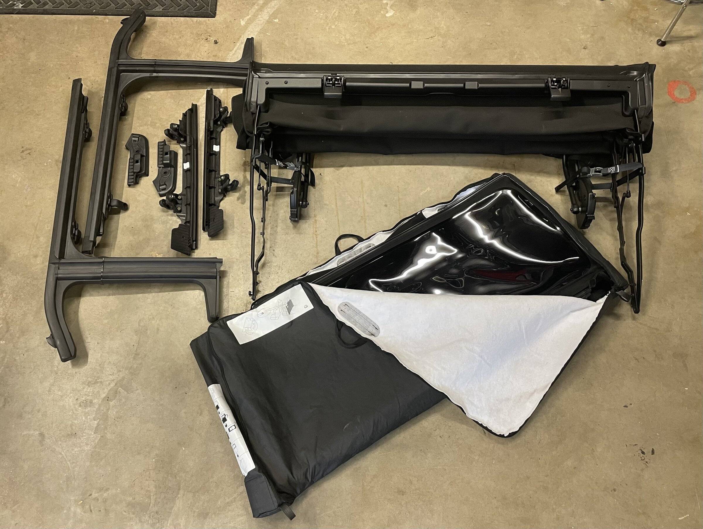 Jeep Wrangler JL OEM JLU Twill Softtop 93EB58BE-1341-4AD2-9291-3AA74B4B75E5