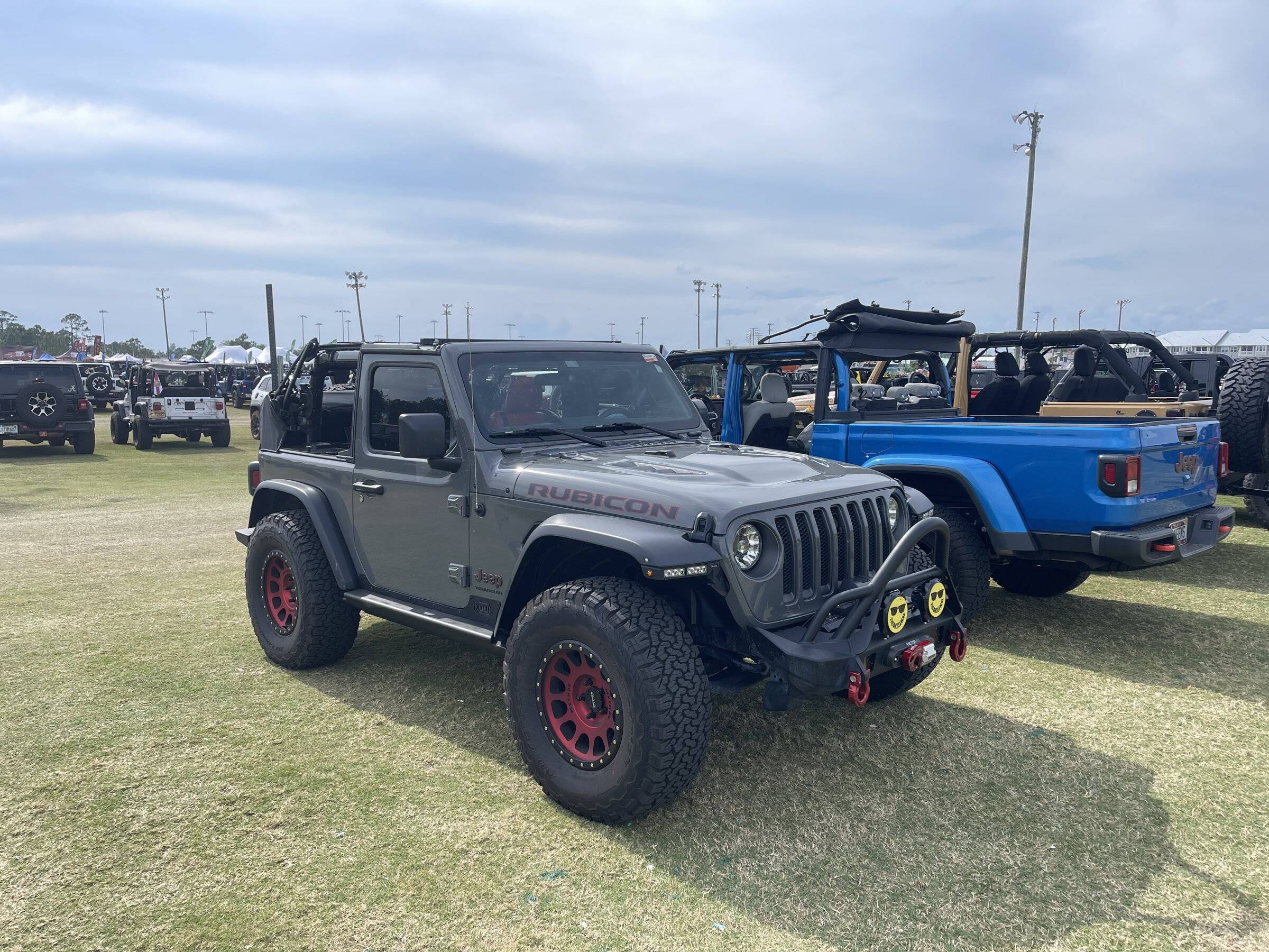 Jeep Wrangler JL Tops off 2 door pics! 7D816283-C2B5-42E3-8B5E-46C9455548A5