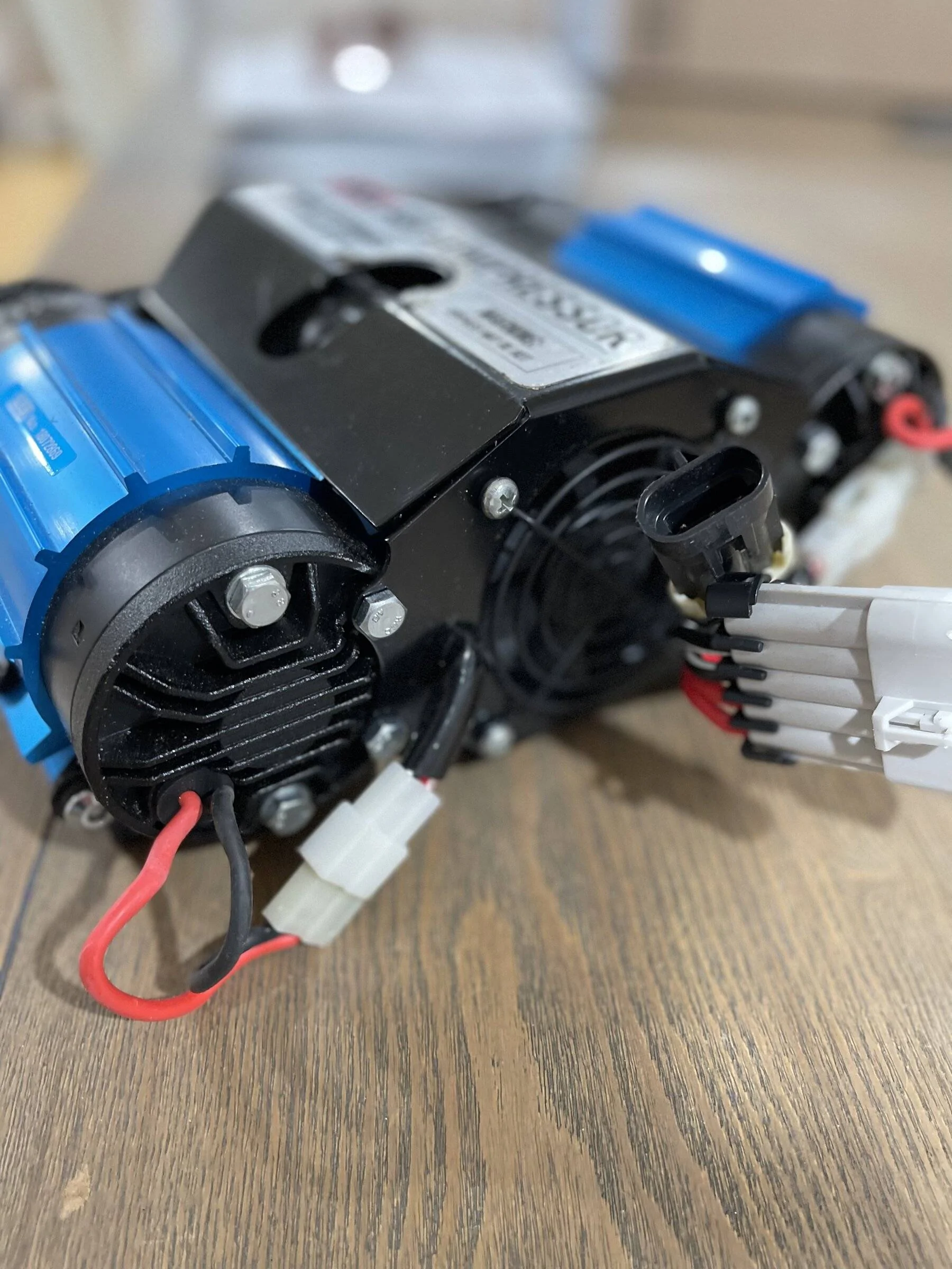 Jeep Wrangler JL ARB Twin Air Compressor $400 FBB32CE1-6951-4772-B157-A541BEE46EDD