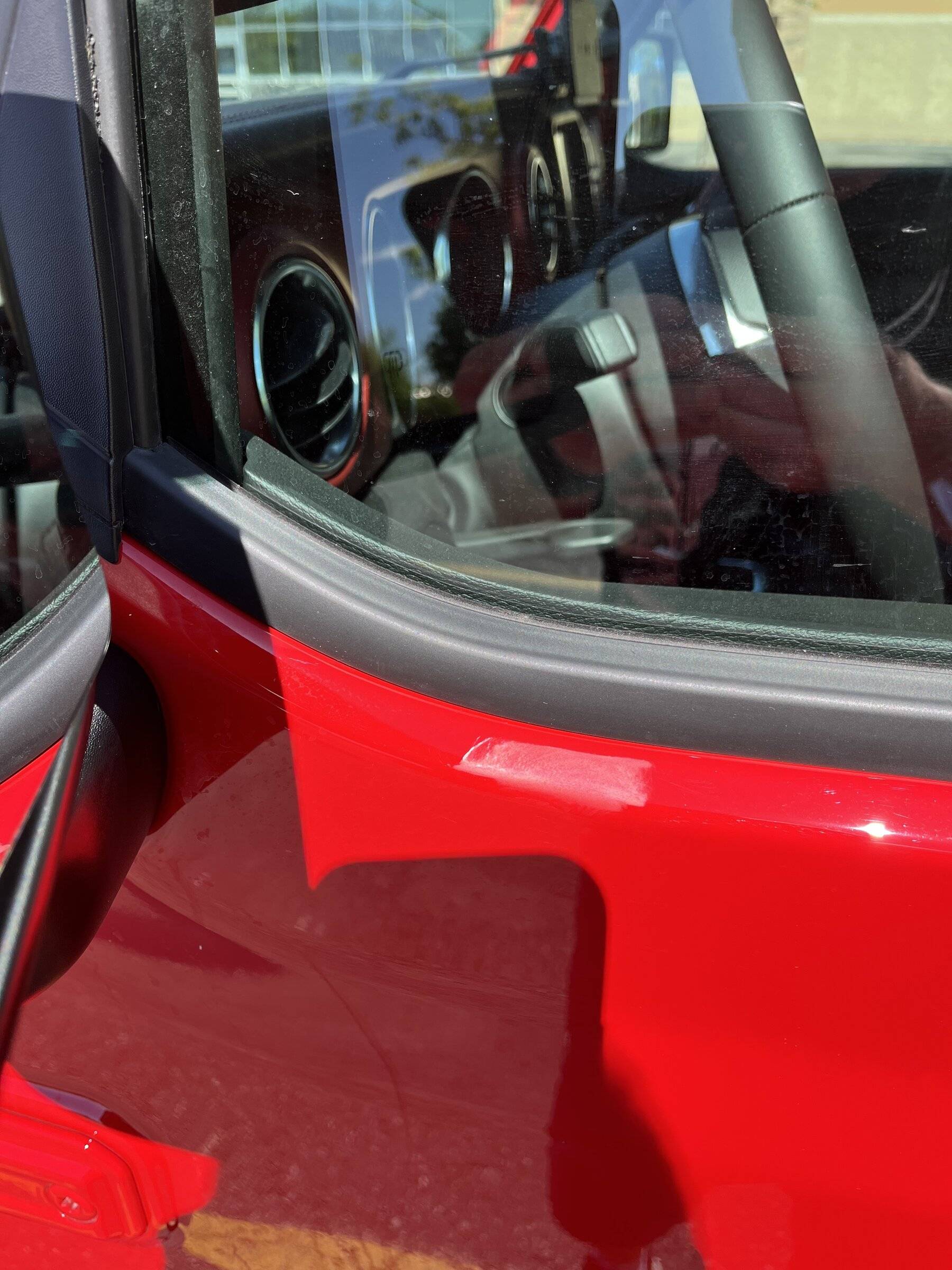 Jeep Wrangler JL Flat paint spot drivers side door 2333F475-B5AC-4CA6-A7ED-24E7ECDB9C9C