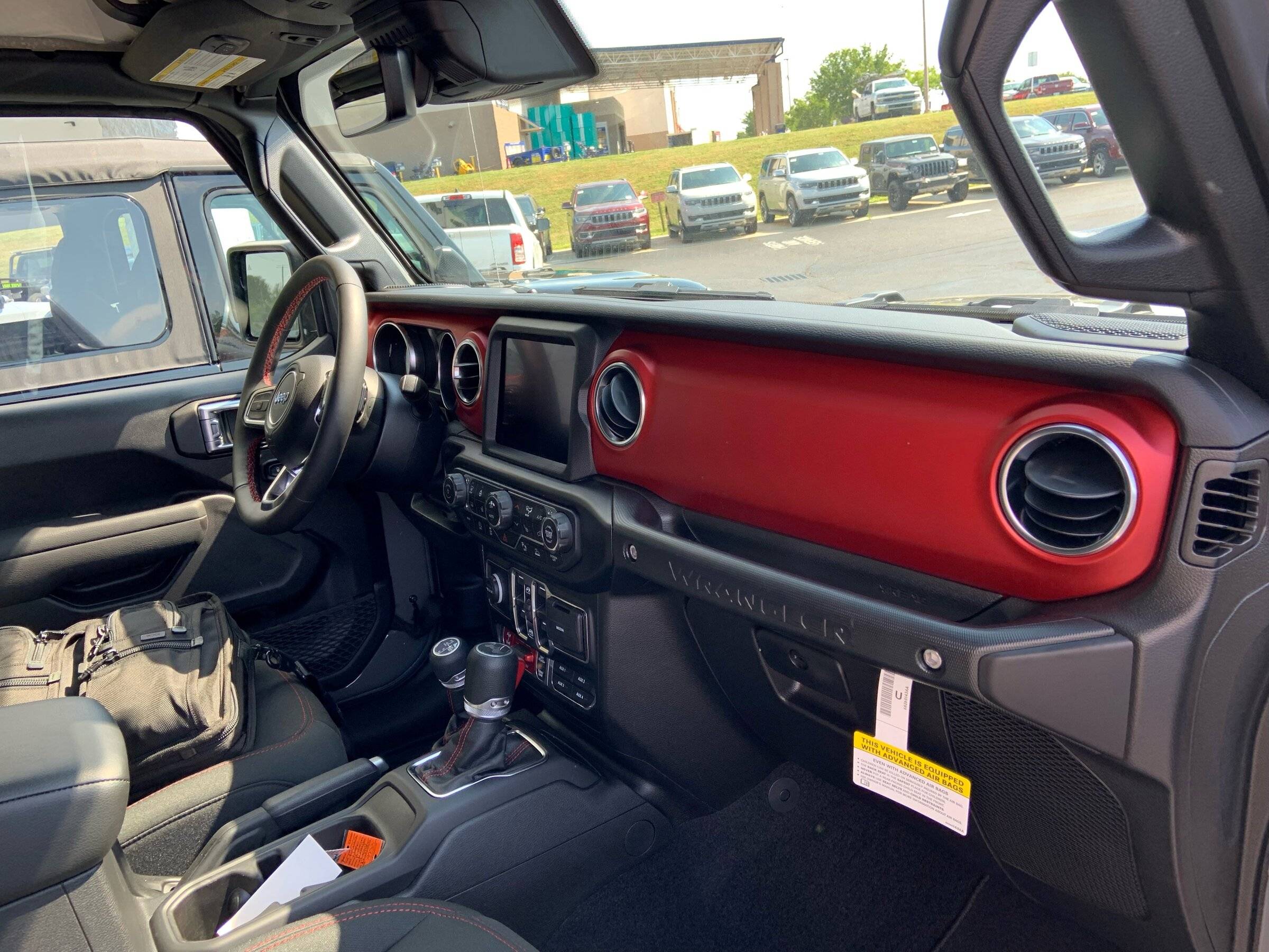 Jeep Wrangler JL Gupton Buyers Lounge 3