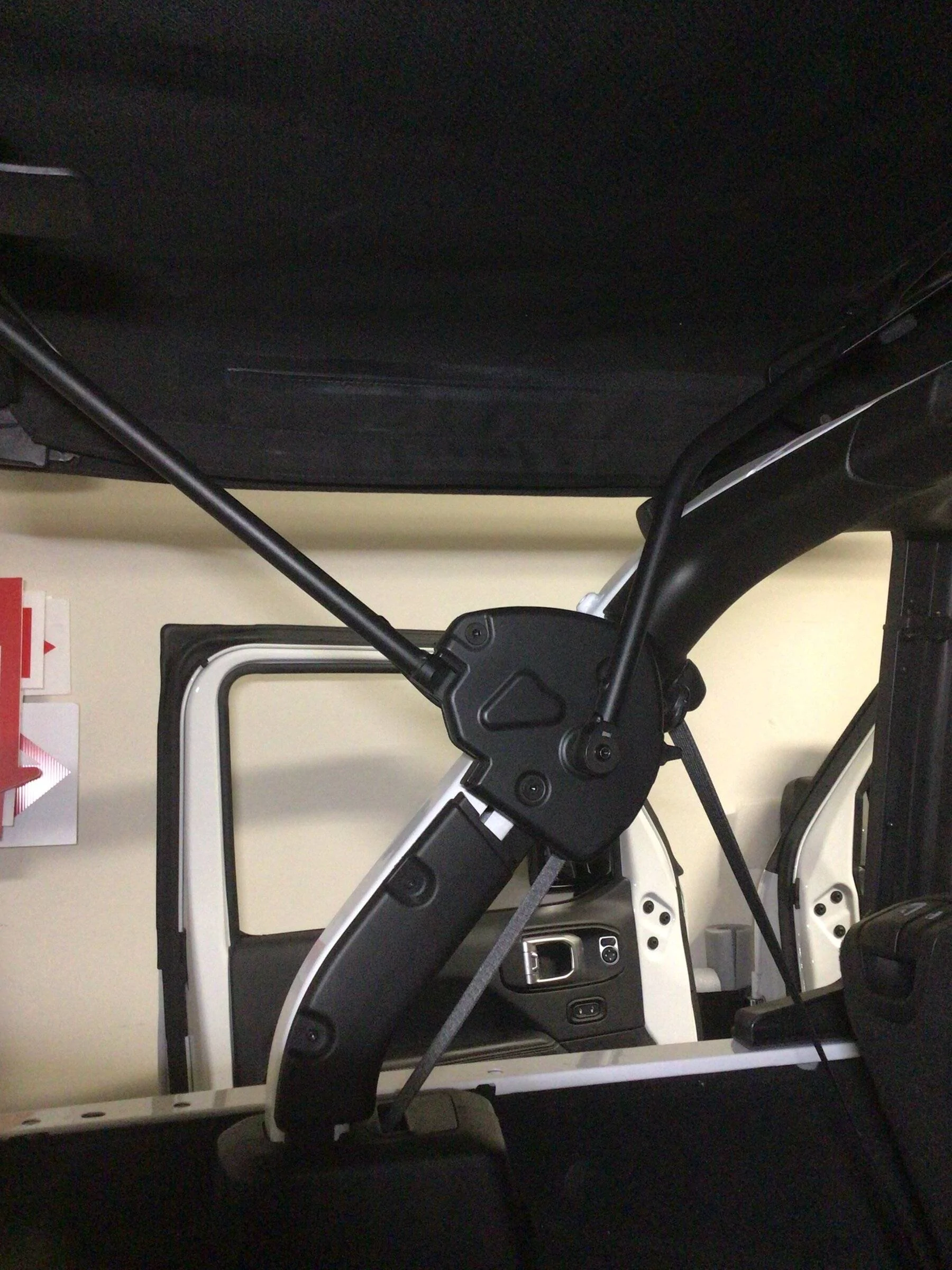 Jeep Wrangler JL Premium tan soft top question E7046820-CC89-466C-9A51-D388242A581F