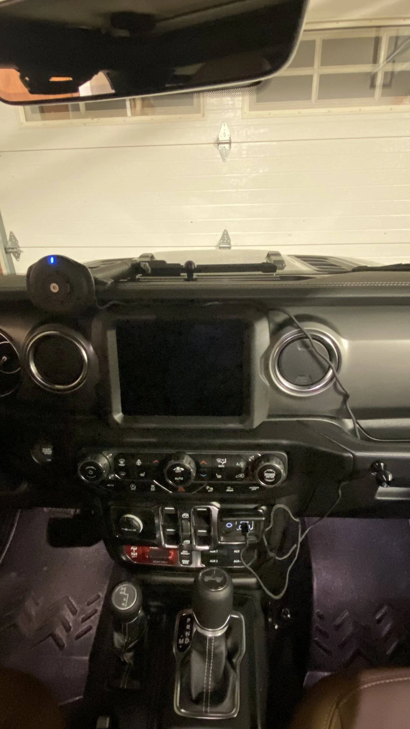 Jeep Wrangler JL Cell phone mount recommendations 42A1EA0E-F78F-4F81-8587-3E0372036CEE