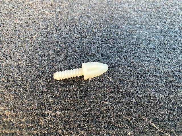 Jeep Wrangler JL Soft top window slider guide replacement ??? IMG_3879