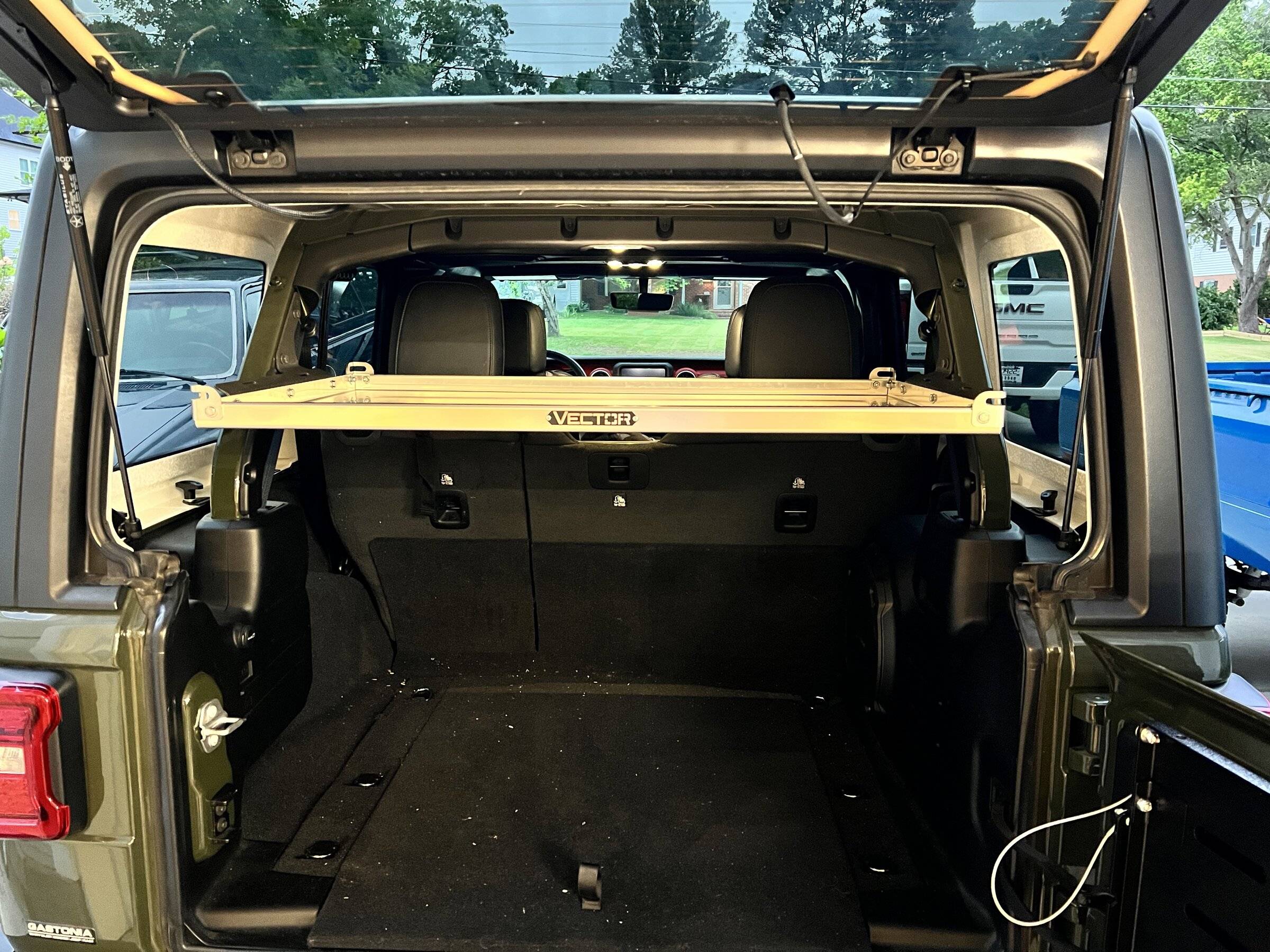 Jeep Wrangler JL Vector Off-Road Vector Shelf