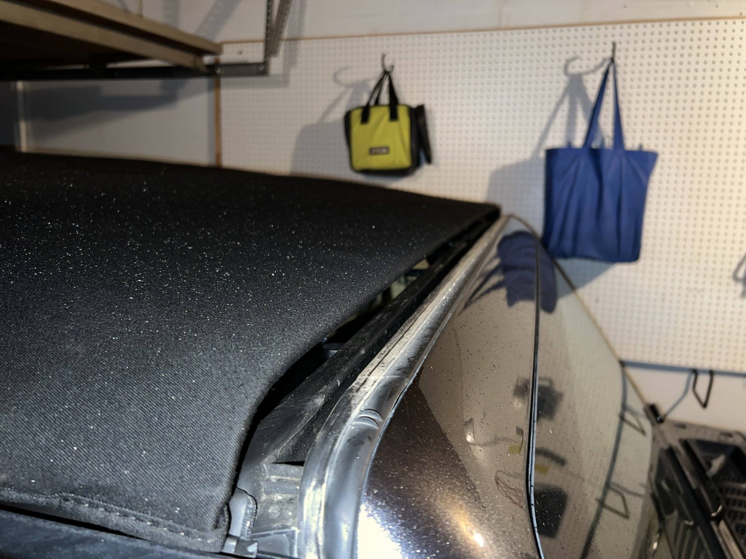 Jeep Wrangler JL Soft Top install error IMG_7196.JPG