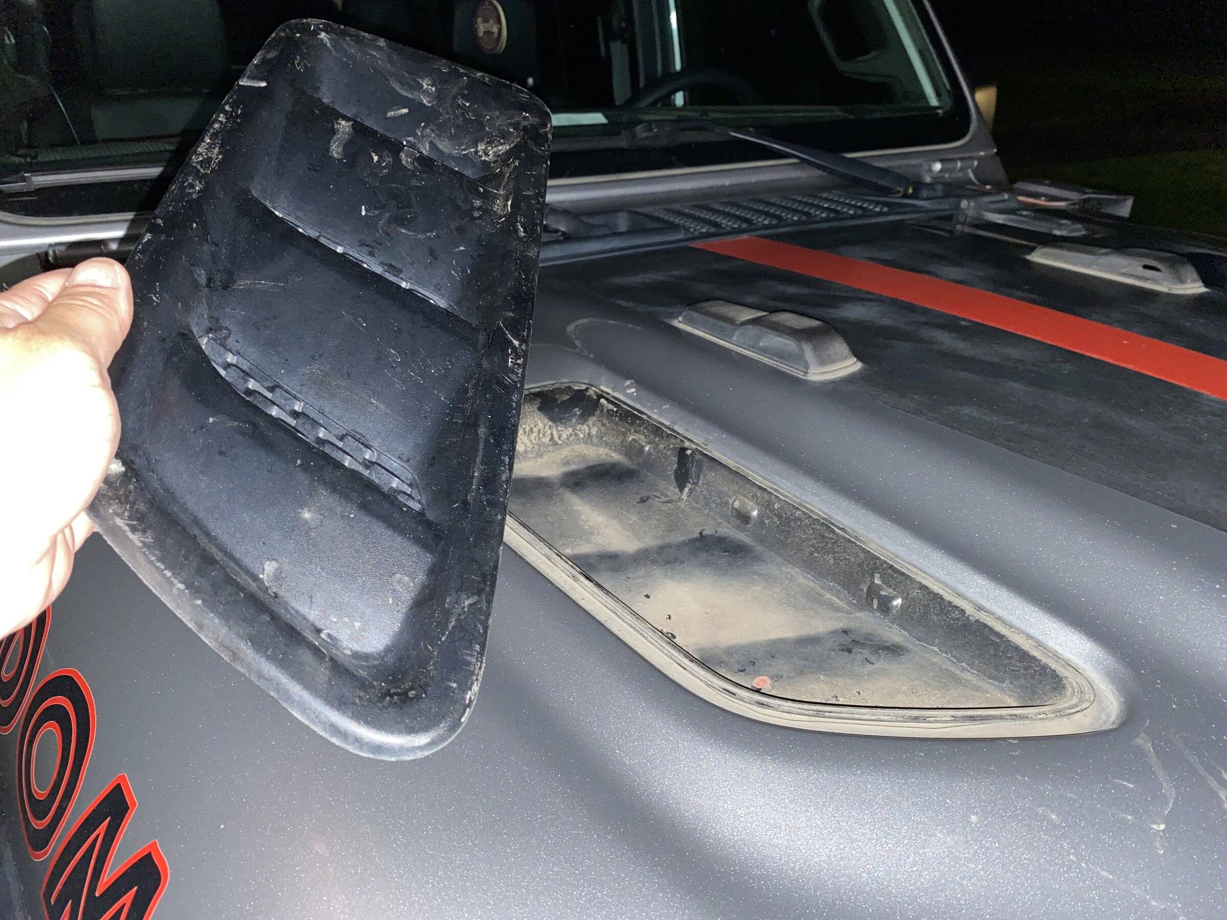 Jeep Wrangler JL Broken Rubicon hood vent? EC8E89F6-FCBA-410E-A46F-33CB0DA9C699