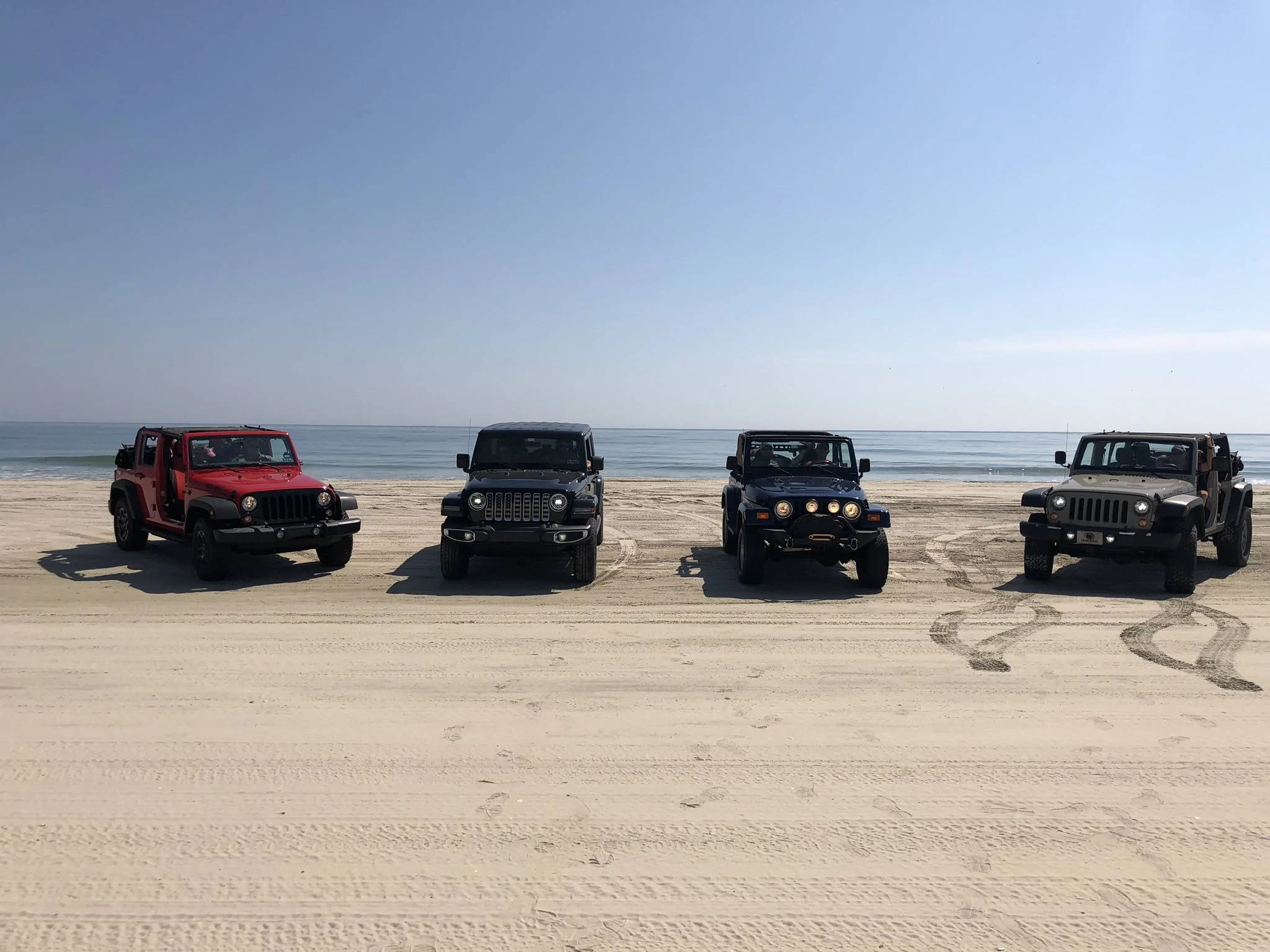 Jeep Wrangler JL Driving on the Beach 8609D902-F428-462D-BAD8-5DE62632096D