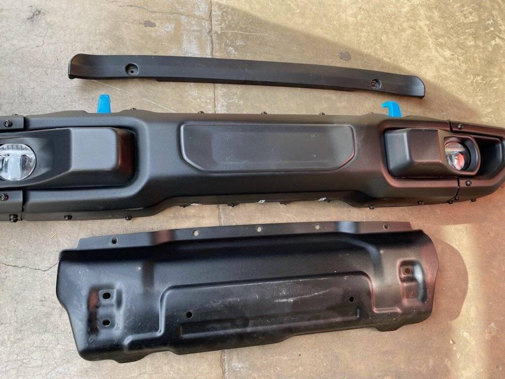 Jeep Wrangler JL Mopar Steel Front Bumper IMG_1996