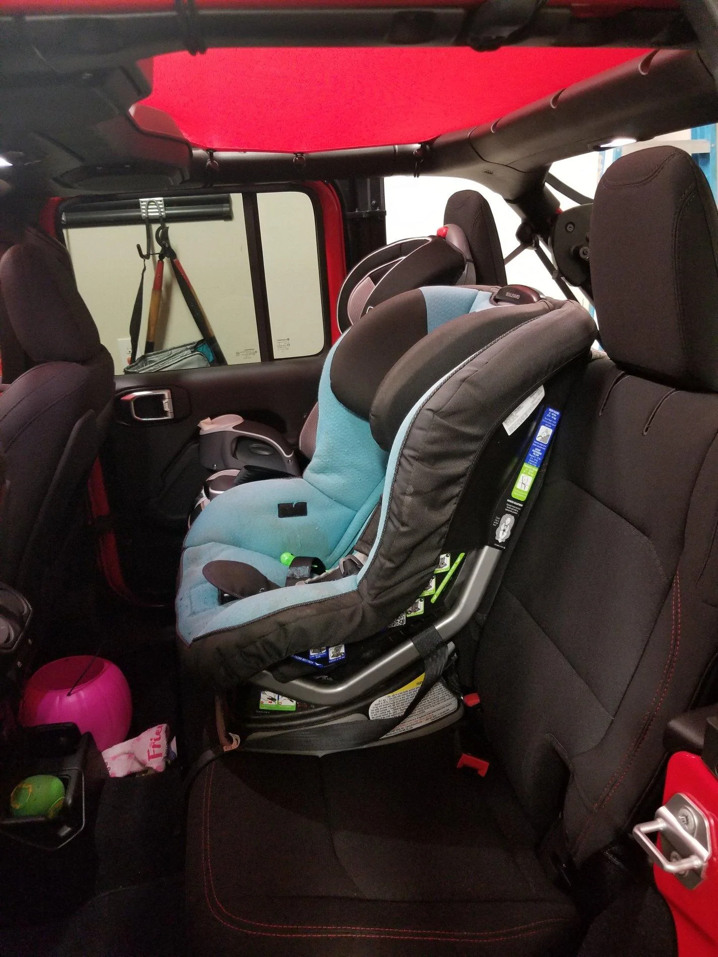 Jeep Wrangler JL Convertible forward facing child seat options 20180629_214608