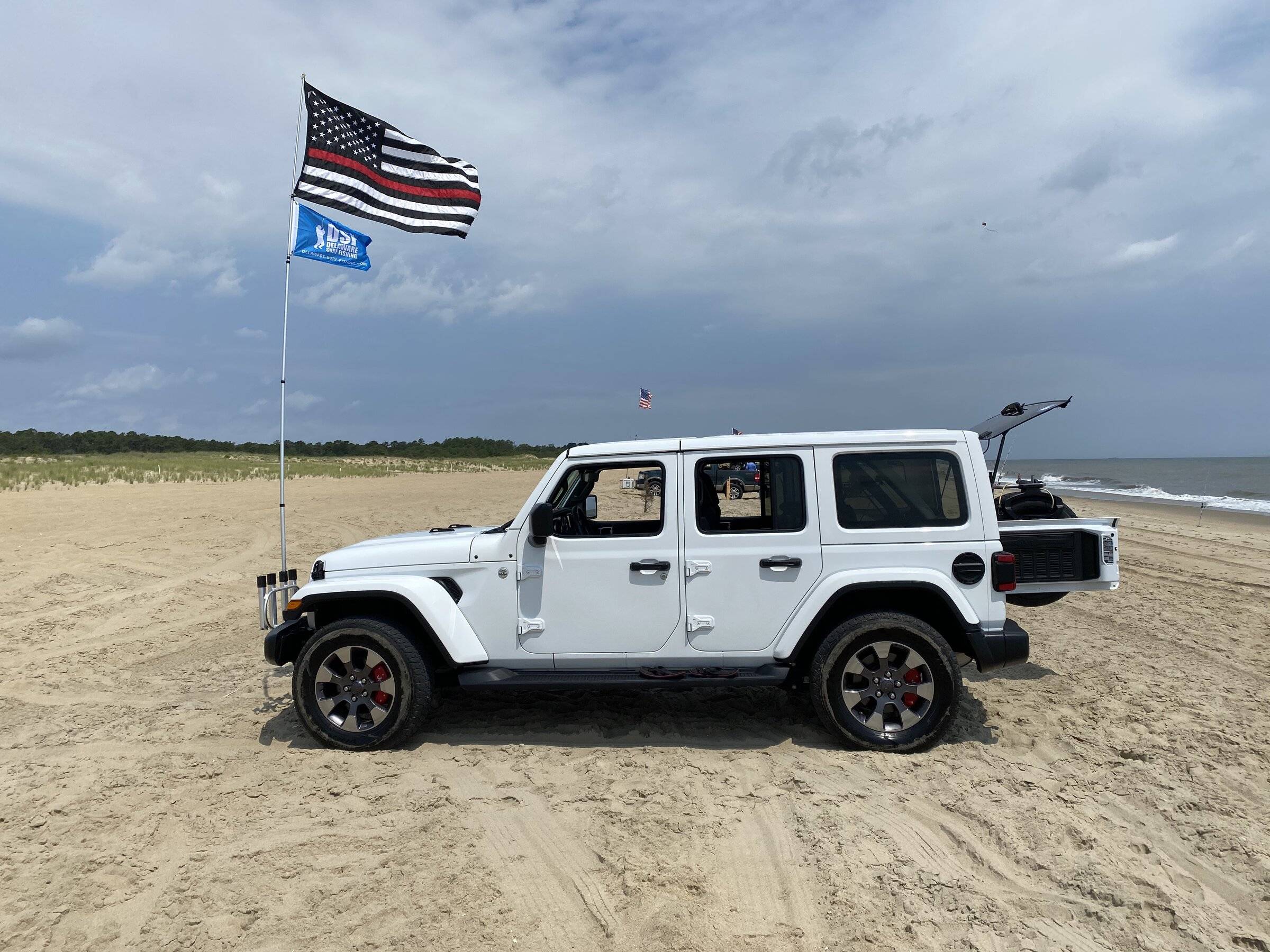 Jeep Wrangler JL Driving on the Beach IMG_1238