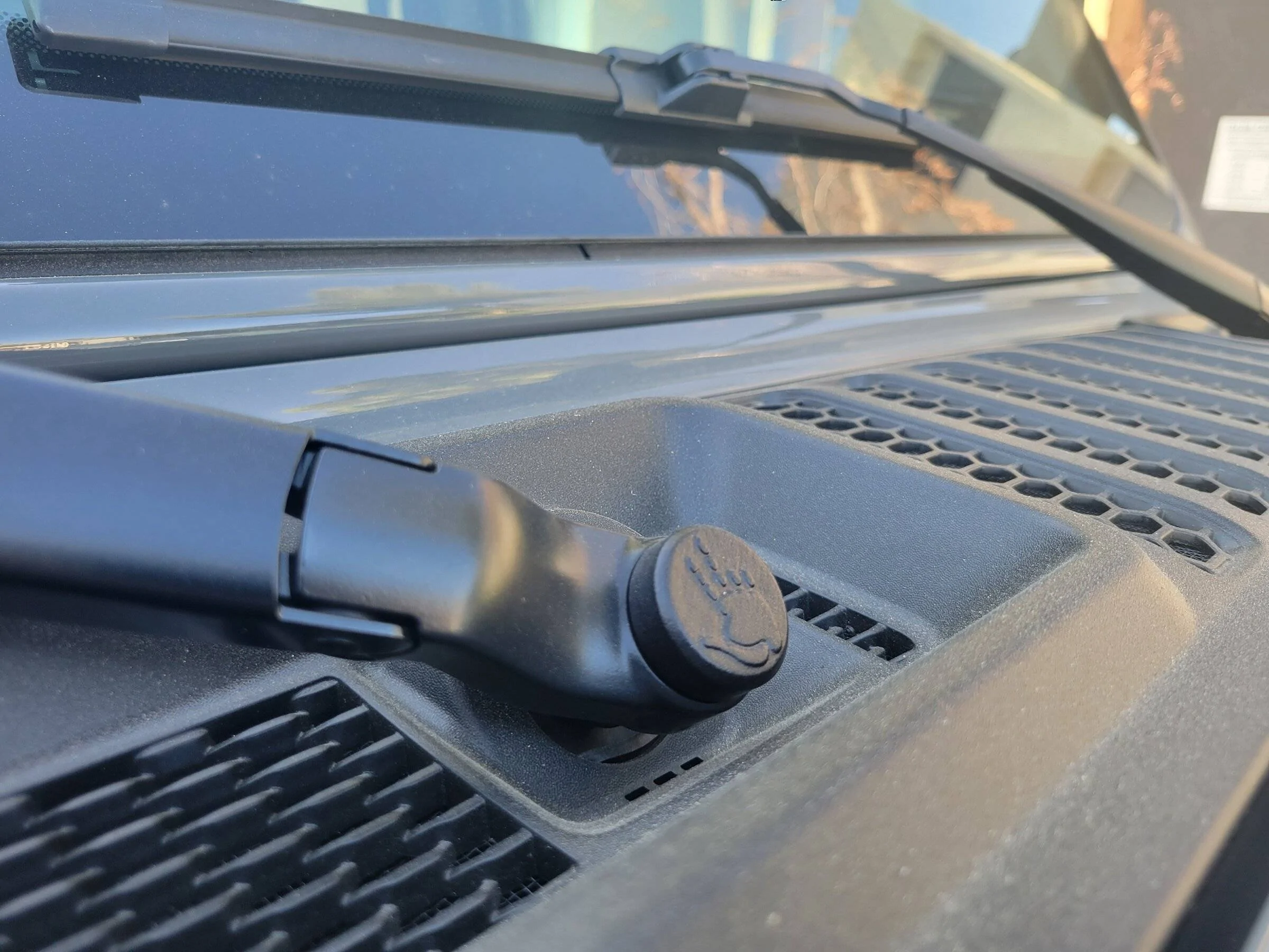 Jeep Wrangler JL ? Threedom Custom Design Key Lock Caps? 20220530_074244