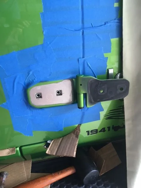Jeep Wrangler JL Bubbles in Paint at Door Hinges Hinge-2