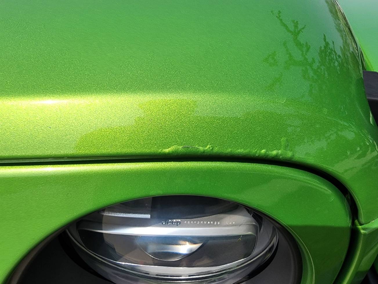 Jeep Wrangler JL Bubbles in Paint at Door Hinges 20220511_102517