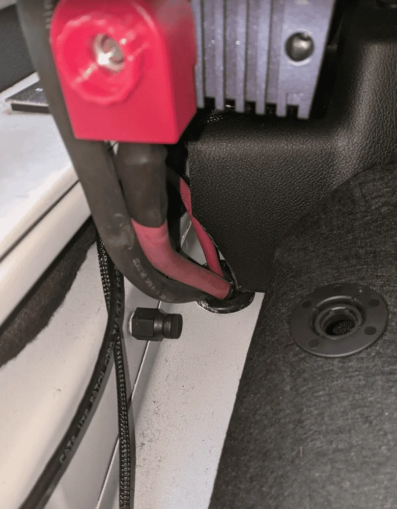 Jeep Wrangler JL Firewall wiring: driver vs. passenger side? 1654187917768