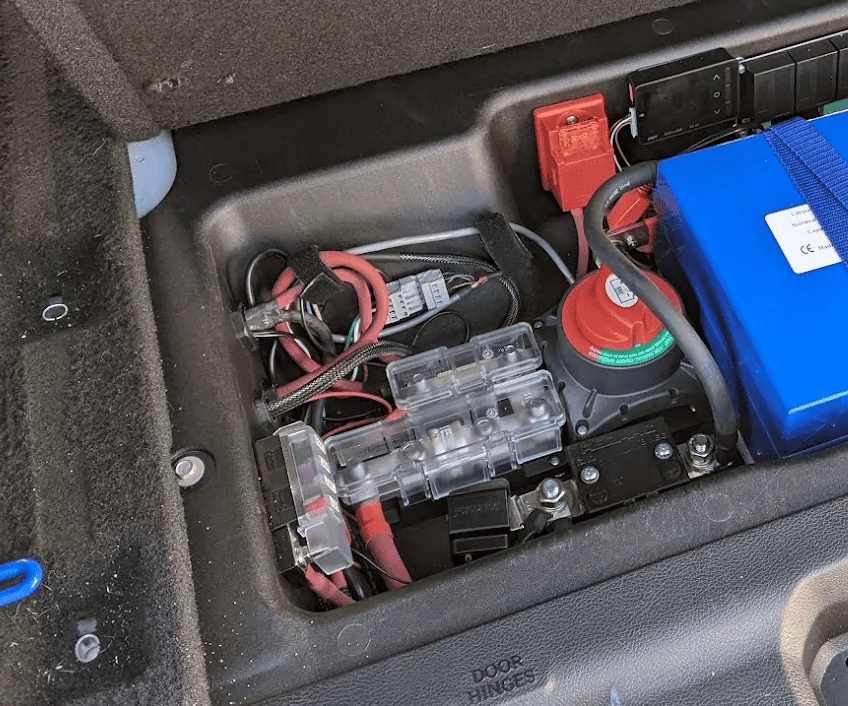 Jeep Wrangler JL Firewall wiring: driver vs. passenger side? 1654188040379