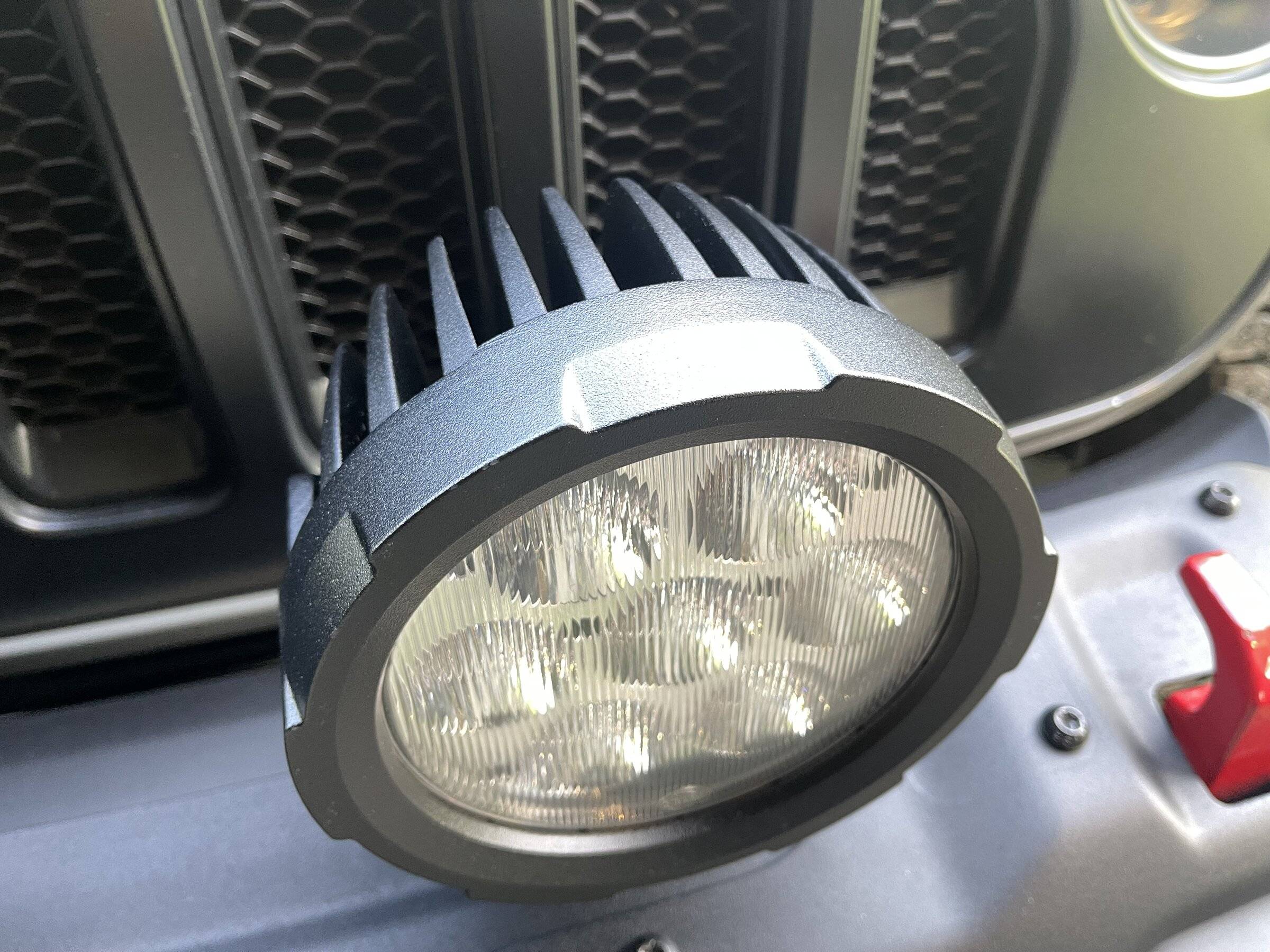 Jeep Wrangler JL Tyri D18 LED off road lights IMG_4219