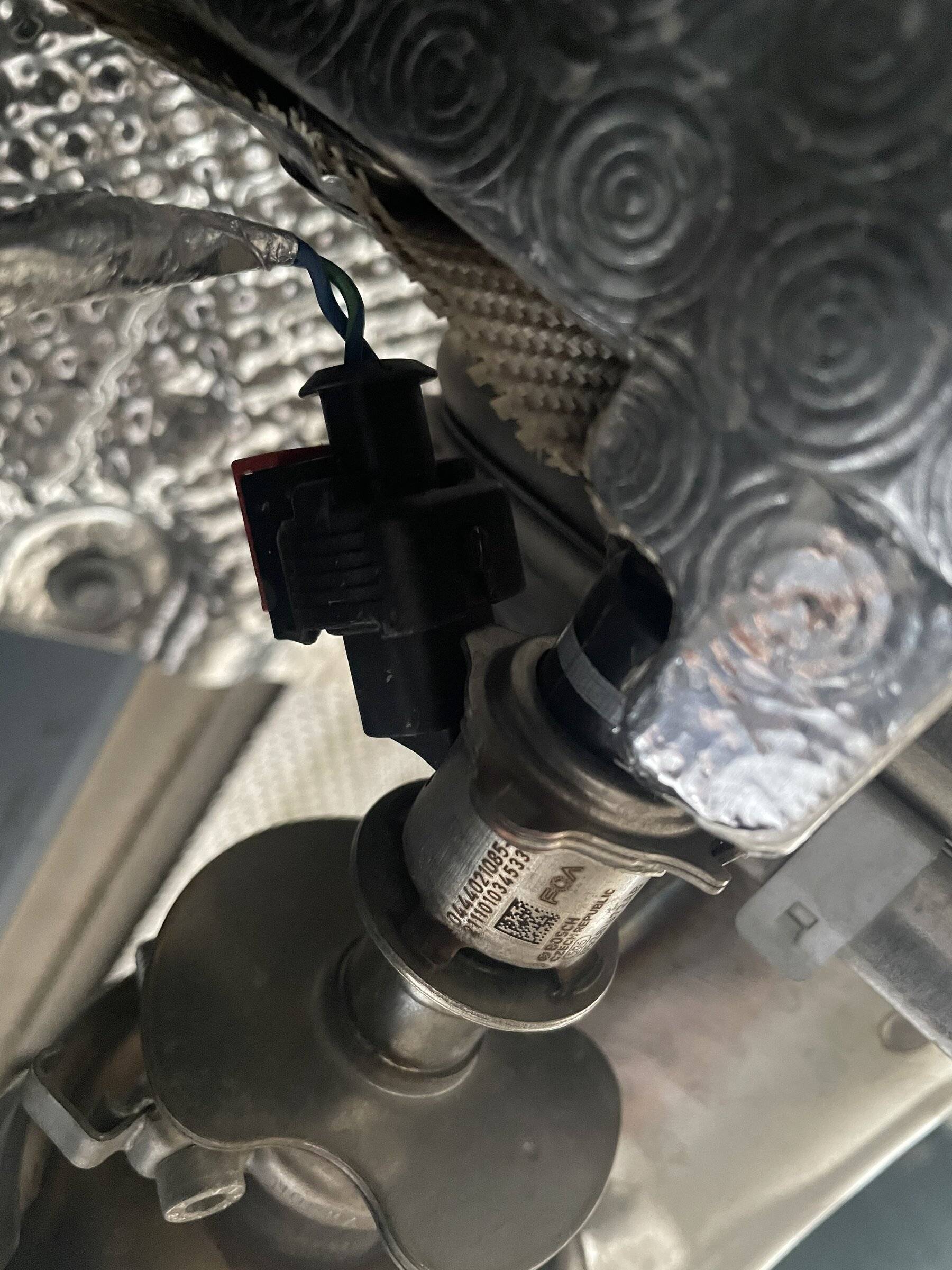 Jeep Wrangler JL Def injector insulation 9BBD4BEA-8C2E-48B5-AB2B-5DDD7AD91647