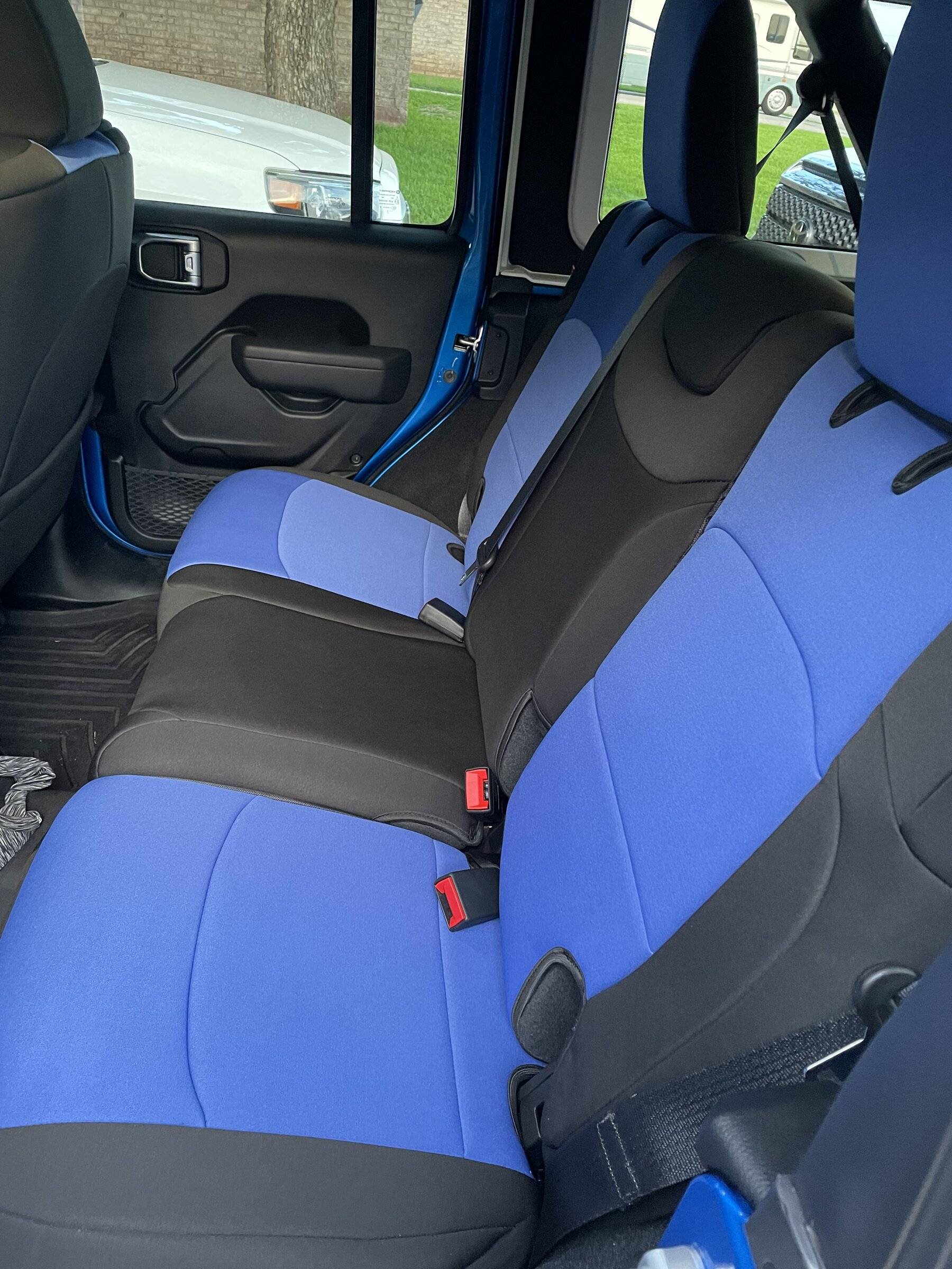 Jeep Wrangler JL Quadratec Seat covers 2BA802DC-D4EF-453F-835B-24EFEEFFE3FE